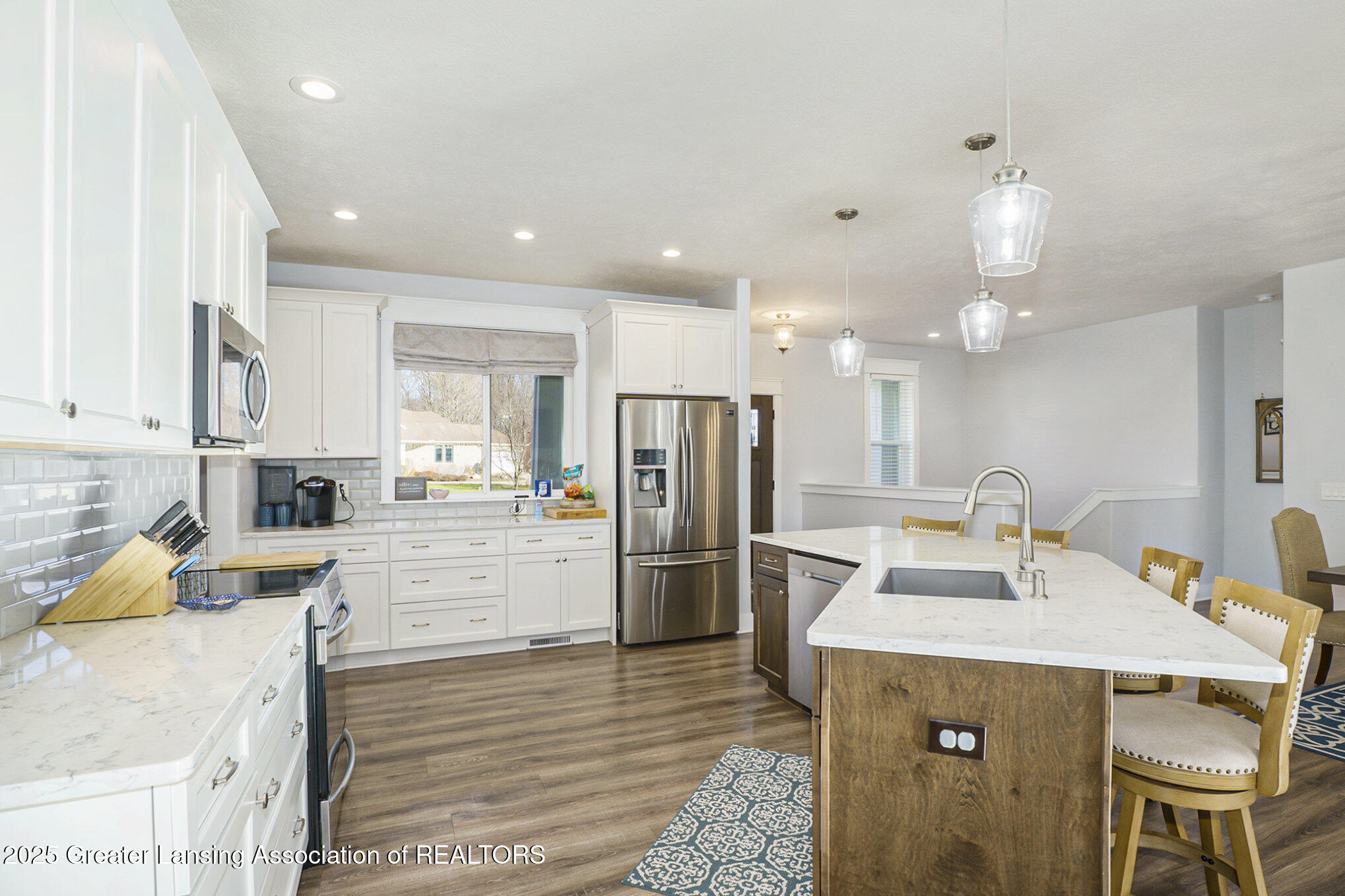 Bath, Michigan 48808, United States, 5 Bedrooms Bedrooms, ,4 BathroomsBathrooms,Residential,Active,83688