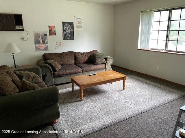 East Lansing, Michigan 48823, United States, 4 Bedrooms Bedrooms, ,2 BathroomsBathrooms,Residential,Pending,208740