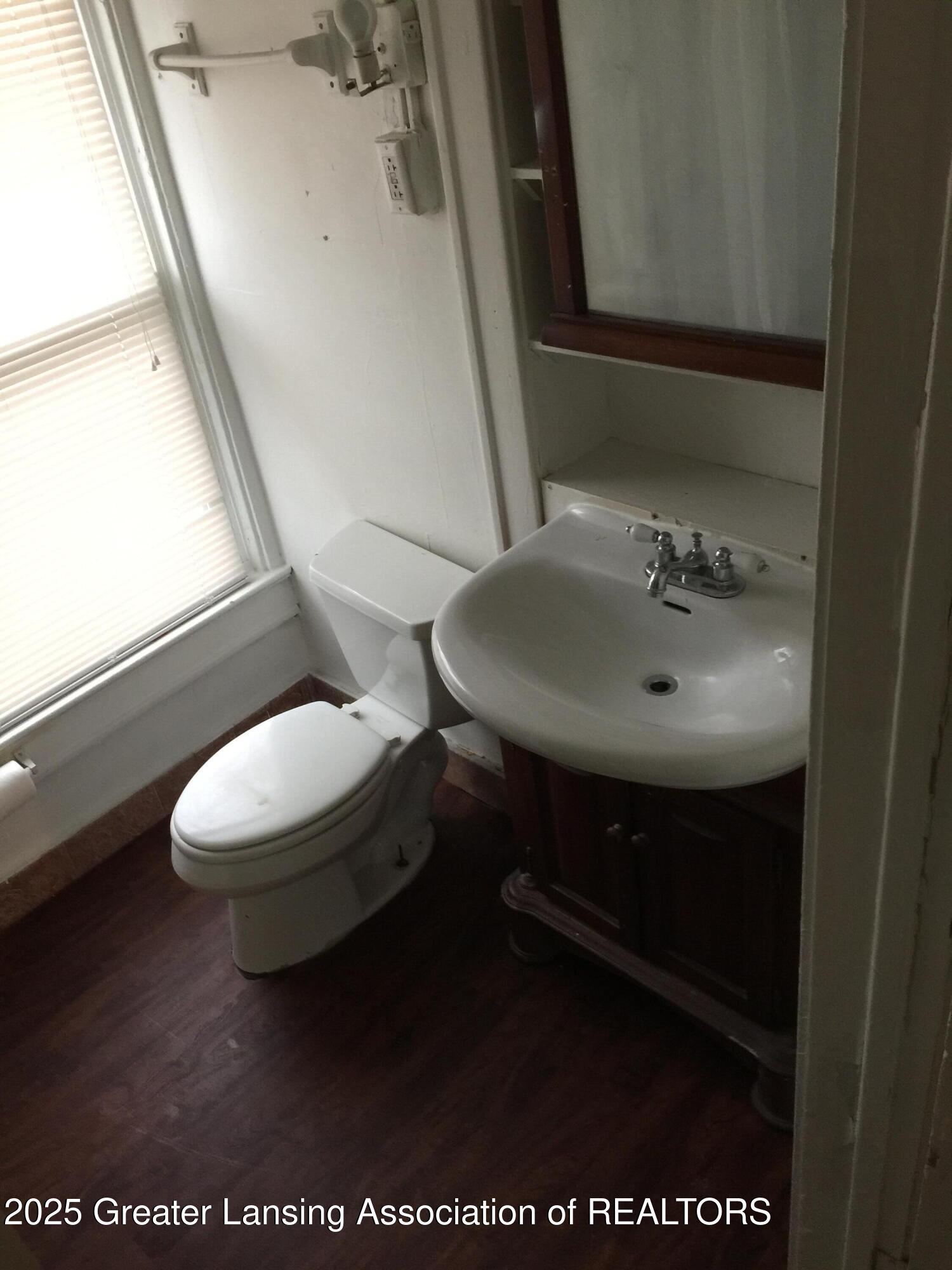 Lansing, Michigan 48933, United States, ,2 BathroomsBathrooms,Residential,Active,228311