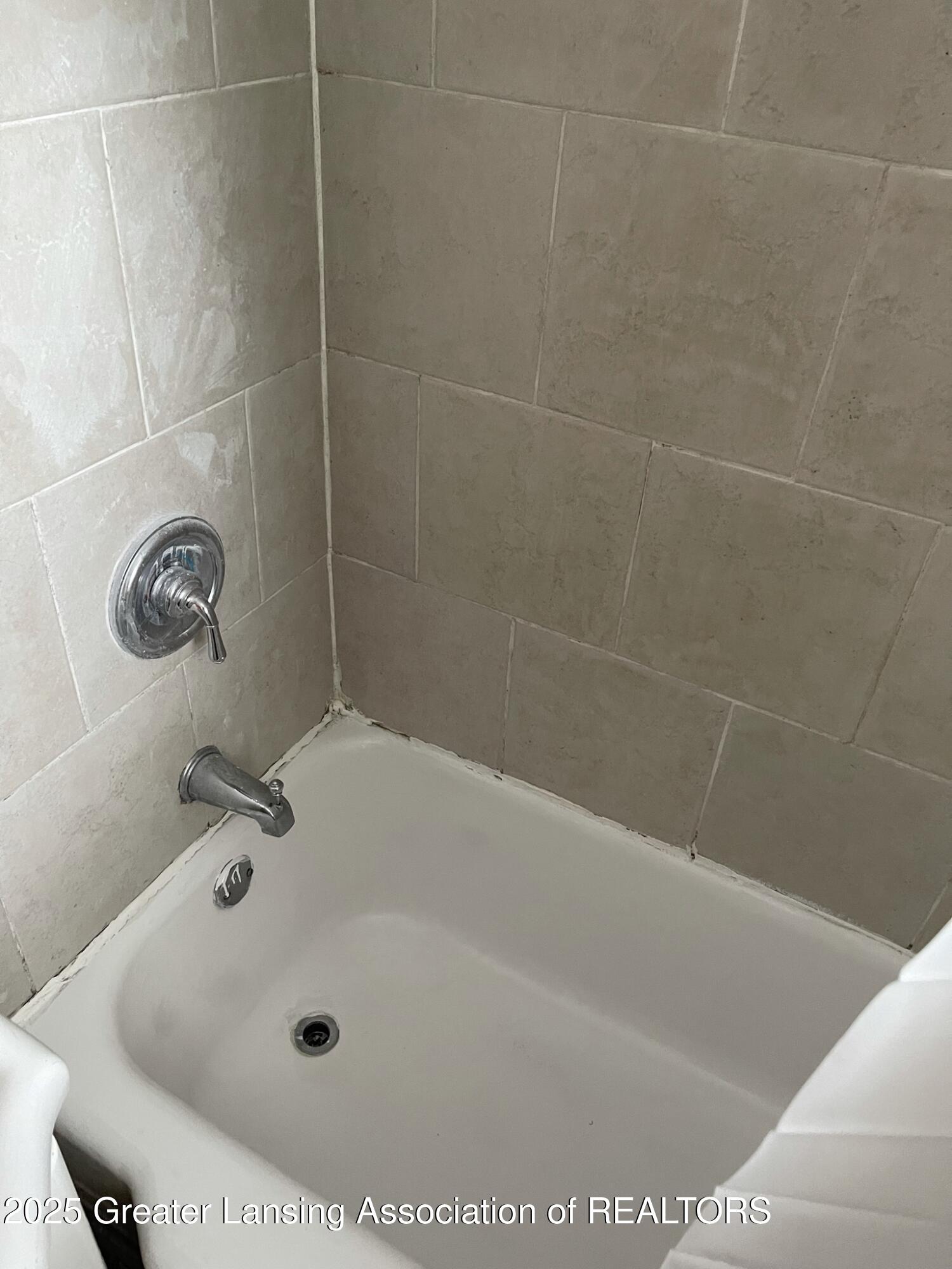 Lansing, Michigan 48933, United States, ,2 BathroomsBathrooms,Residential,Active,228311