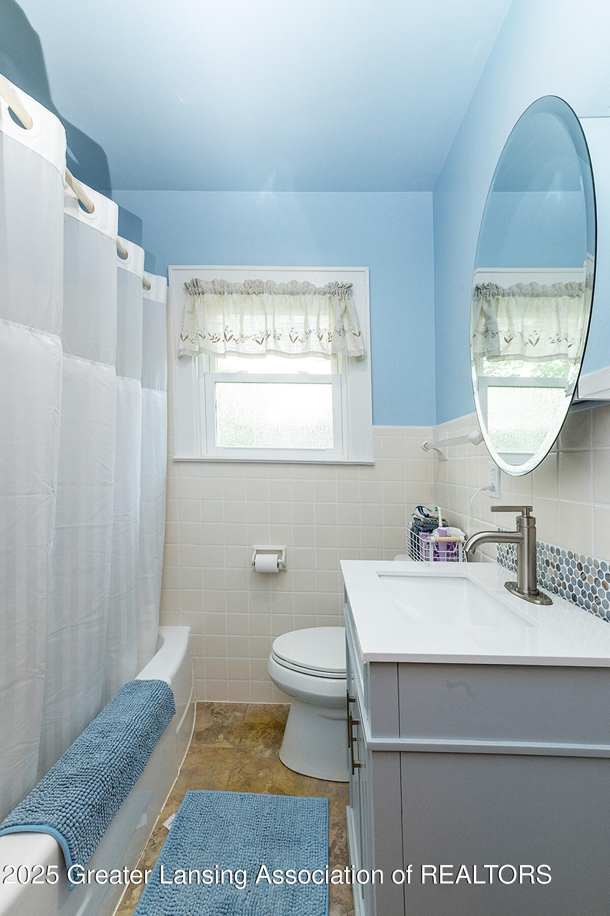 Williamston, Michigan 48895, United States, 2 Bedrooms Bedrooms, ,1 BathroomBathrooms,Residential,Pending,158999