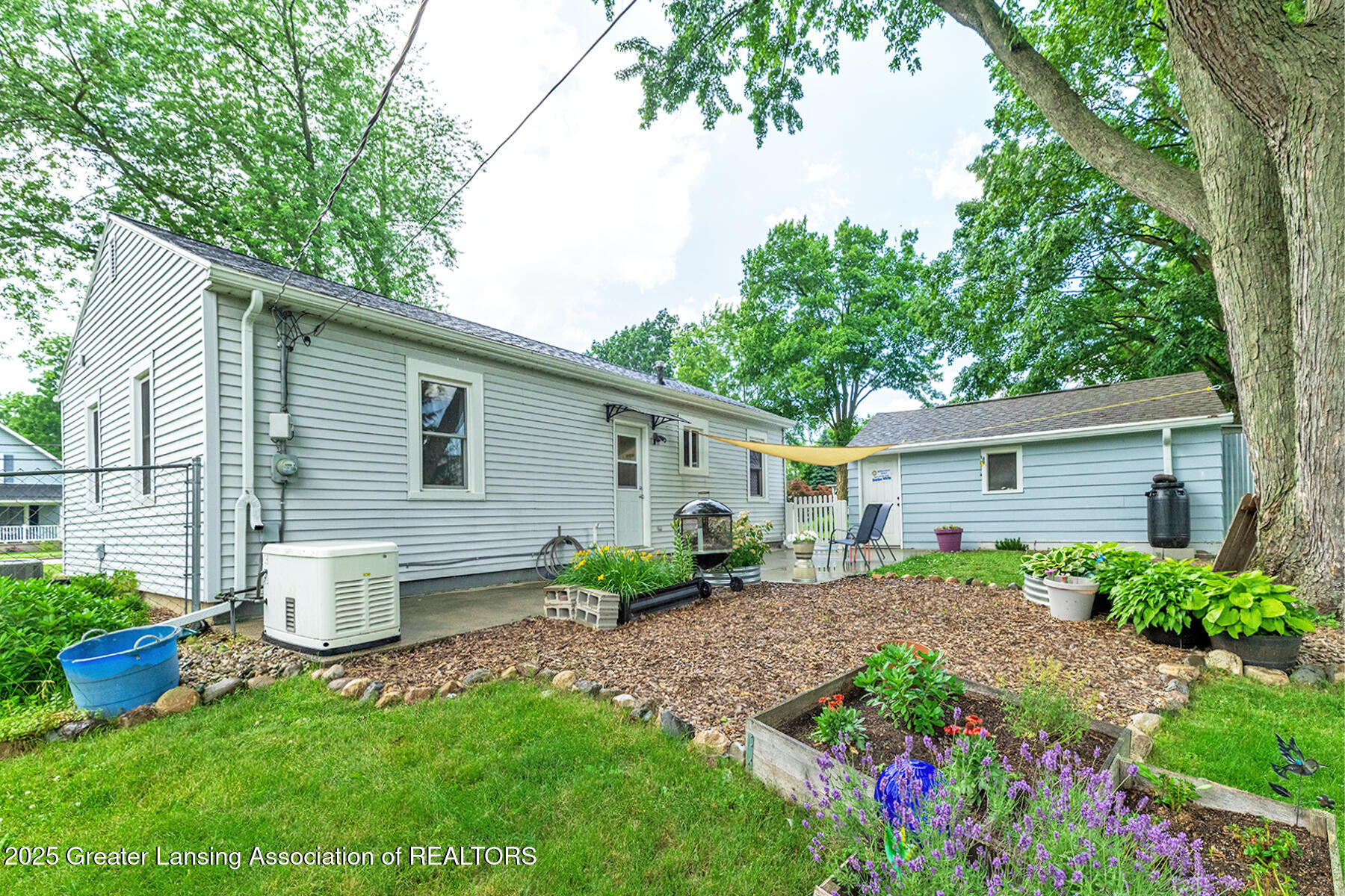 Williamston, Michigan 48895, United States, 2 Bedrooms Bedrooms, ,1 BathroomBathrooms,Residential,Pending,158999