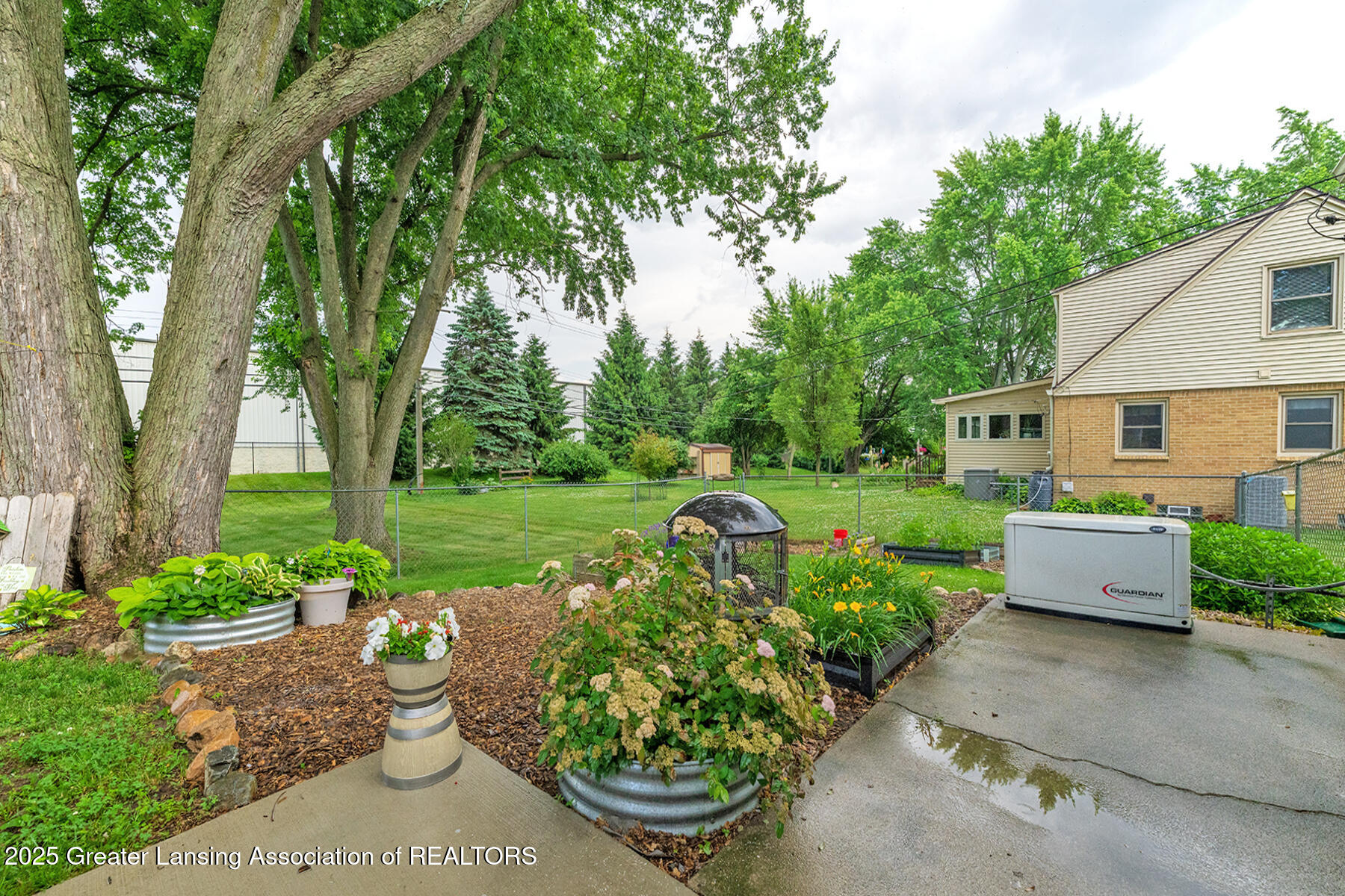 Williamston, Michigan 48895, United States, 2 Bedrooms Bedrooms, ,1 BathroomBathrooms,Residential,Pending,158999