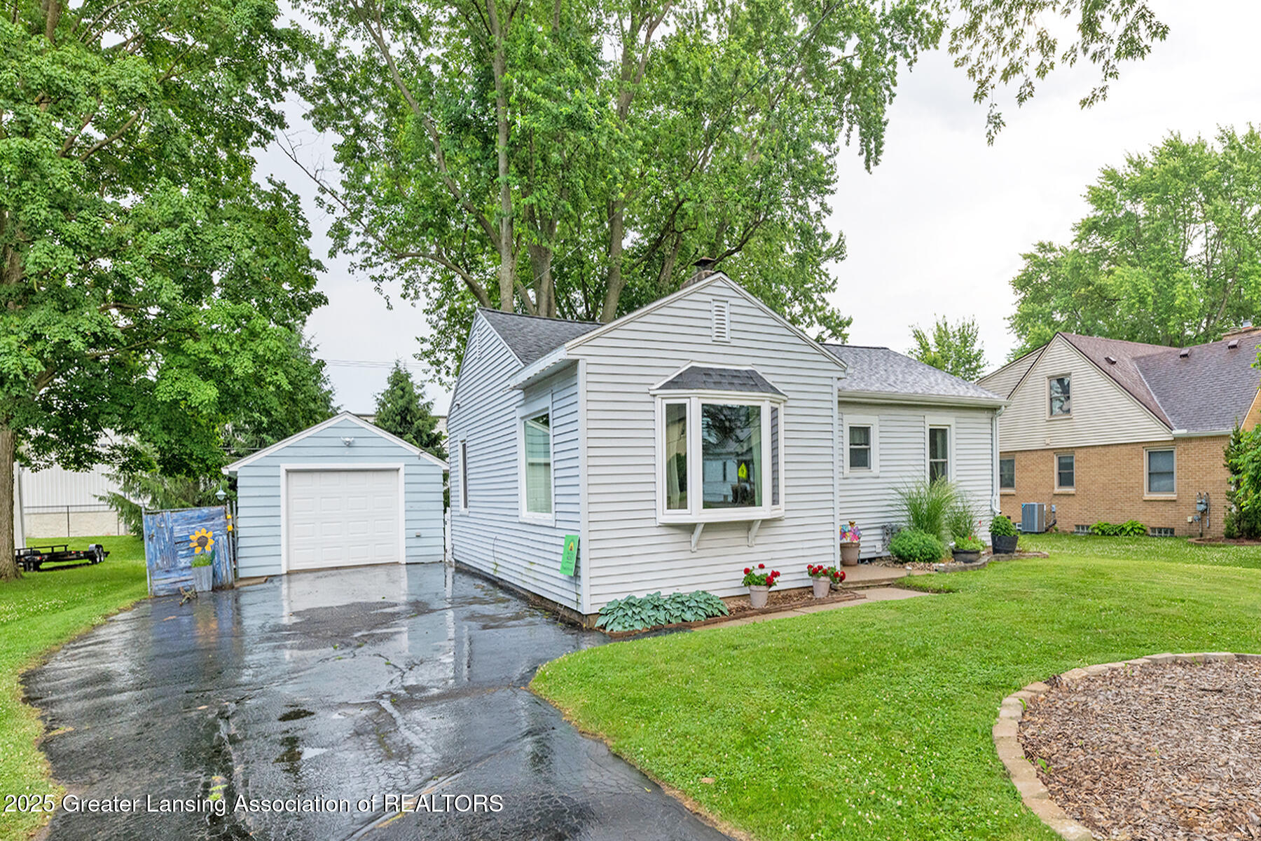 Williamston, Michigan 48895, United States, 2 Bedrooms Bedrooms, ,1 BathroomBathrooms,Residential,Pending,158999