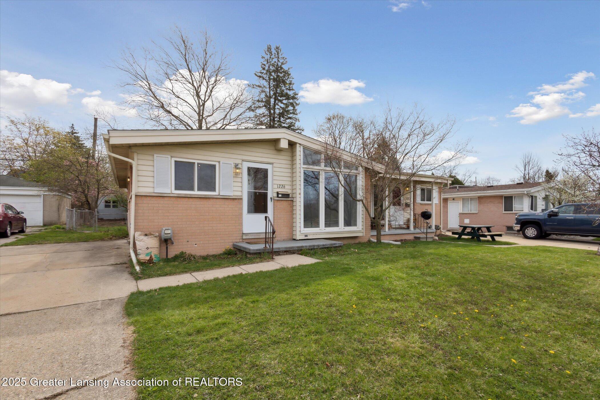 Lansing, Michigan 48912, United States, ,Residential,Active,115825