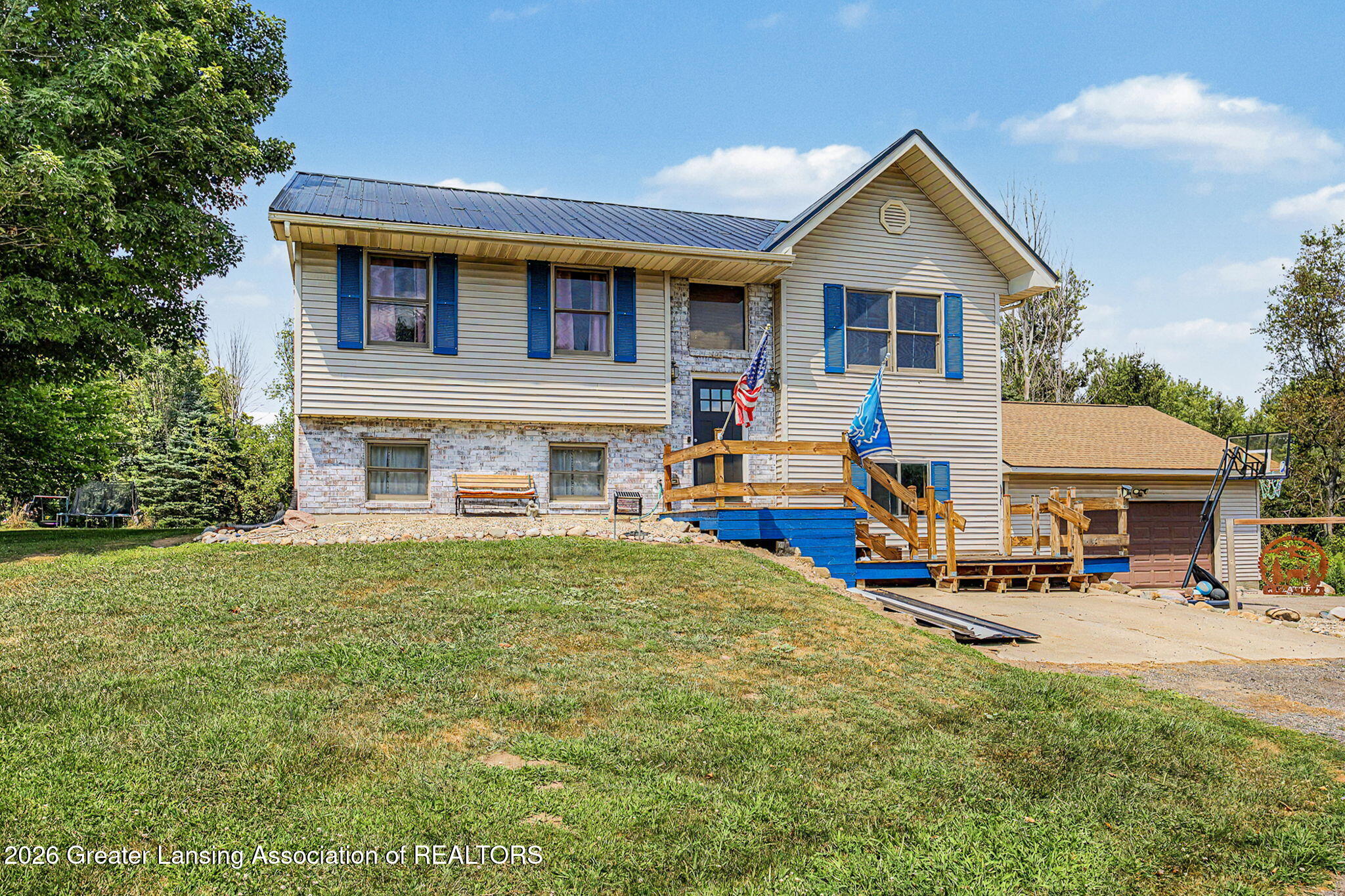 2860 W Vermontville Highway - Photo 3