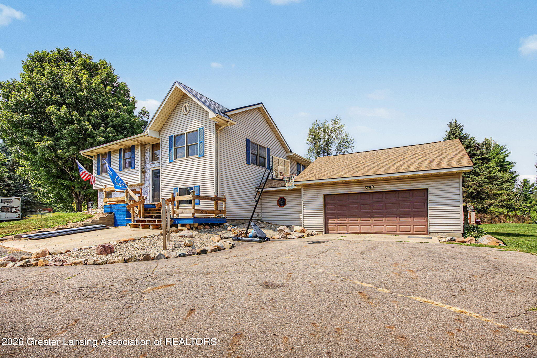 2860 W Vermontville Highway - Photo 2