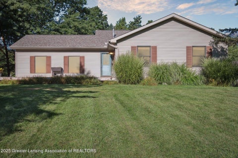 Photo for 1797 N Michigan Road