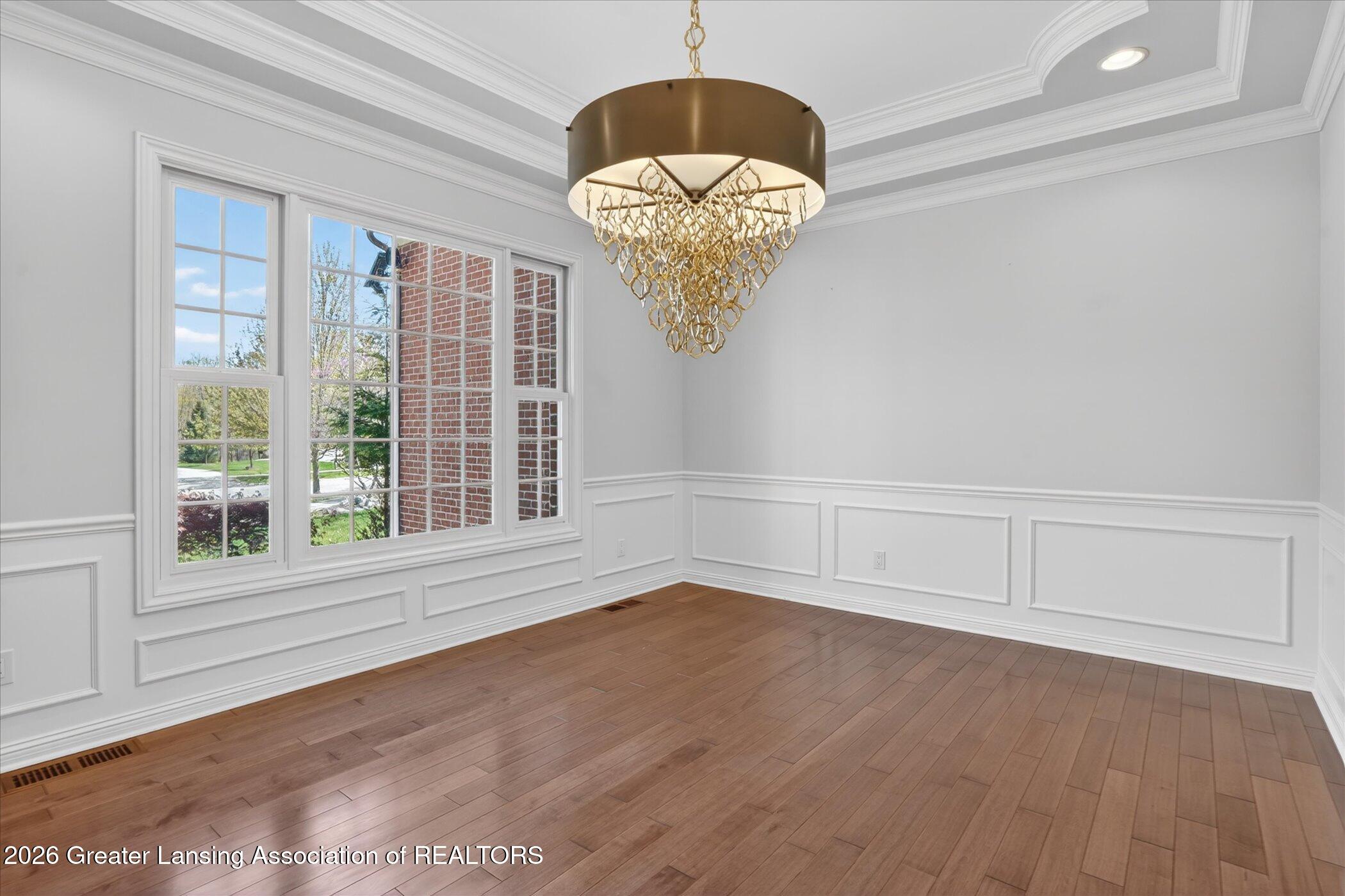 Okemos, Michigan, 48864, United States, 5 Bedrooms Bedrooms, ,6 BathroomsBathrooms,Residential,Active,2041405