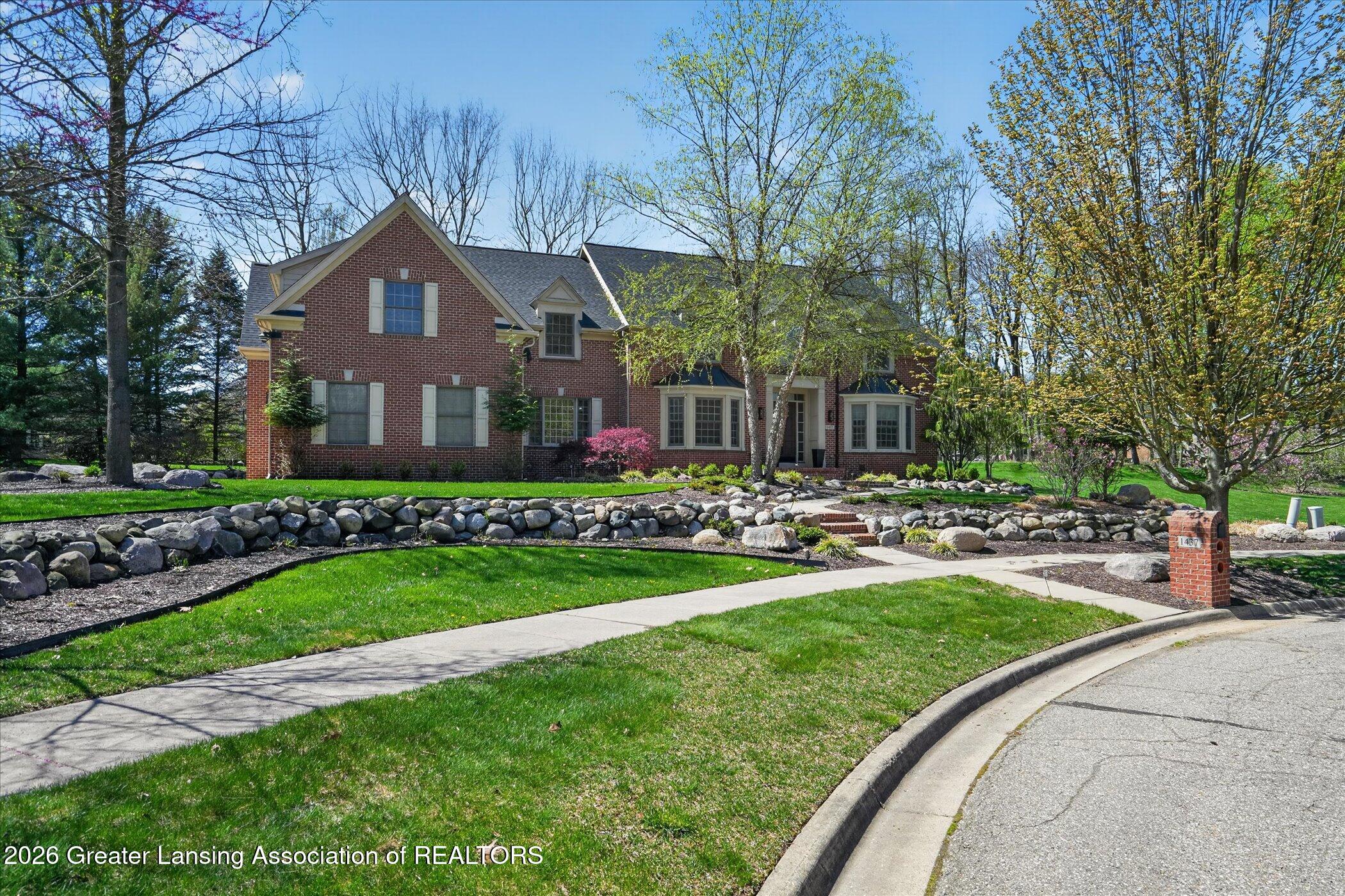 Okemos, Michigan, 48864, United States, 5 Bedrooms Bedrooms, ,6 BathroomsBathrooms,Residential,Active,2041405