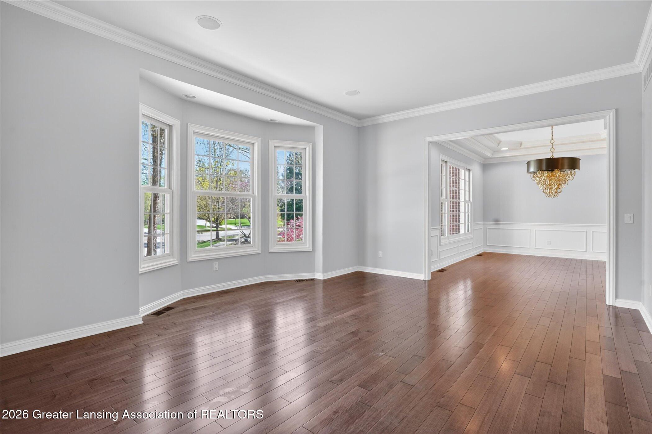 Okemos, Michigan, 48864, United States, 5 Bedrooms Bedrooms, ,6 BathroomsBathrooms,Residential,Active,2041405