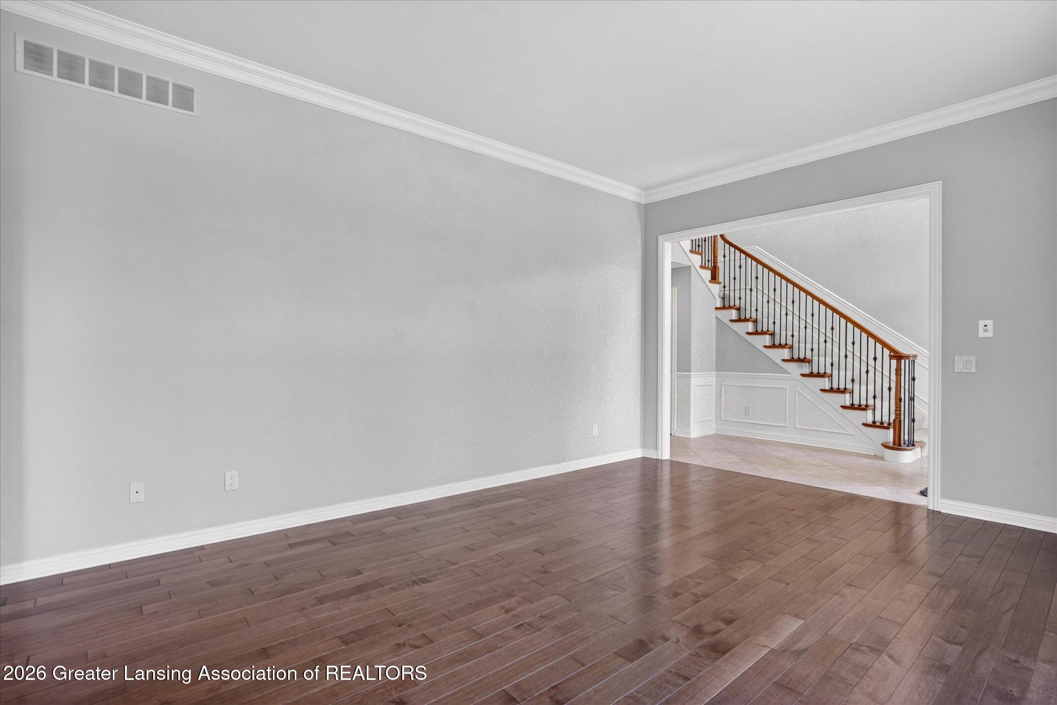 Okemos, Michigan, 48864, United States, 5 Bedrooms Bedrooms, ,6 BathroomsBathrooms,Residential,Active,2041405