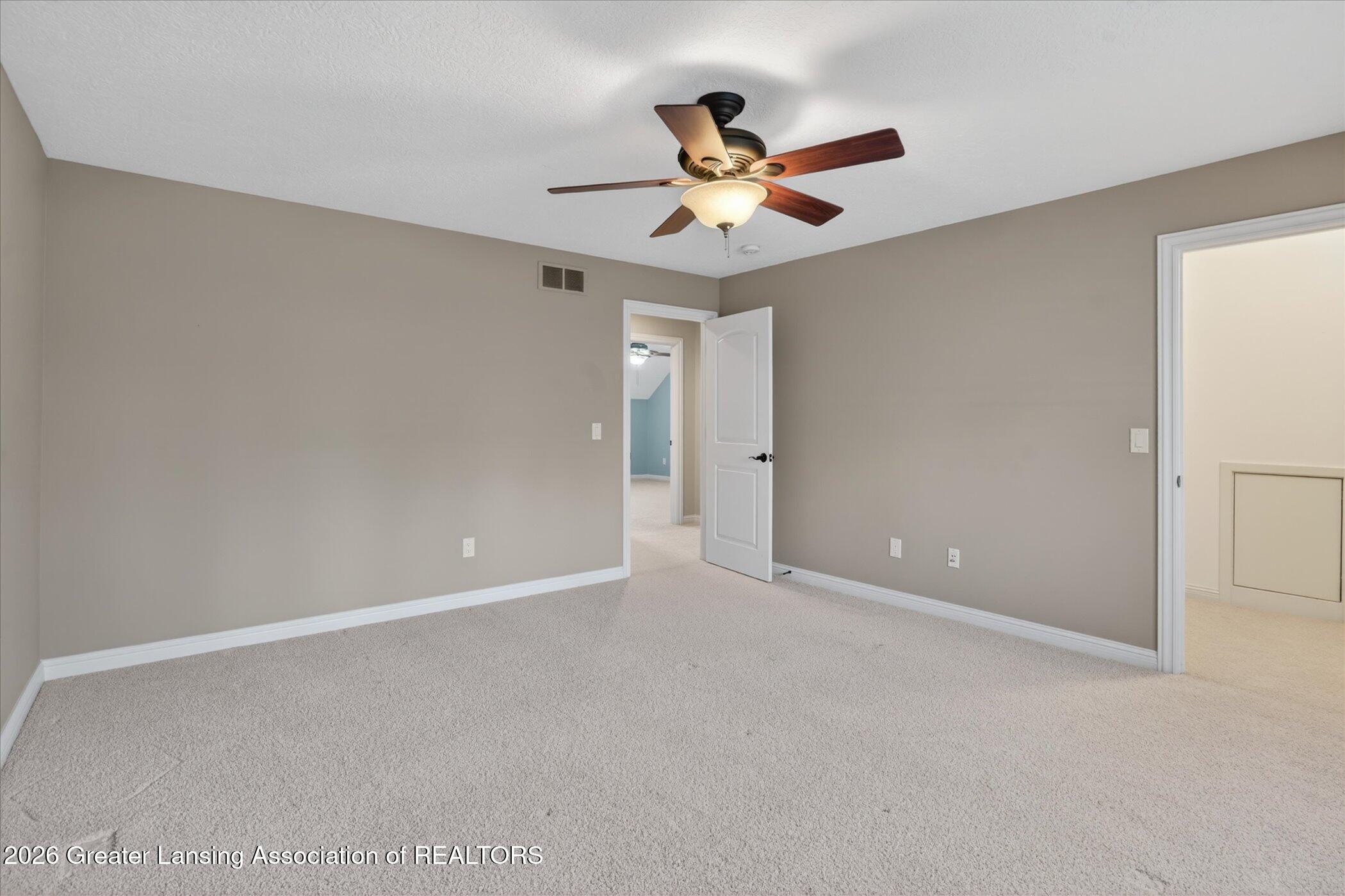 Okemos, Michigan, 48864, United States, 5 Bedrooms Bedrooms, ,6 BathroomsBathrooms,Residential,Active,2041405