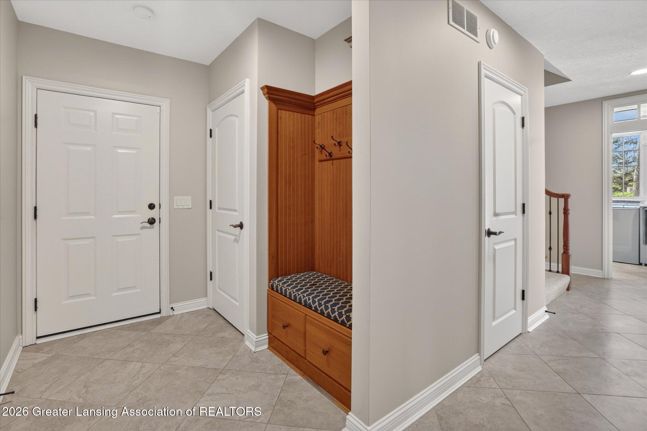 Okemos, Michigan, 48864, United States, 5 Bedrooms Bedrooms, ,6 BathroomsBathrooms,Residential,Active,2041405