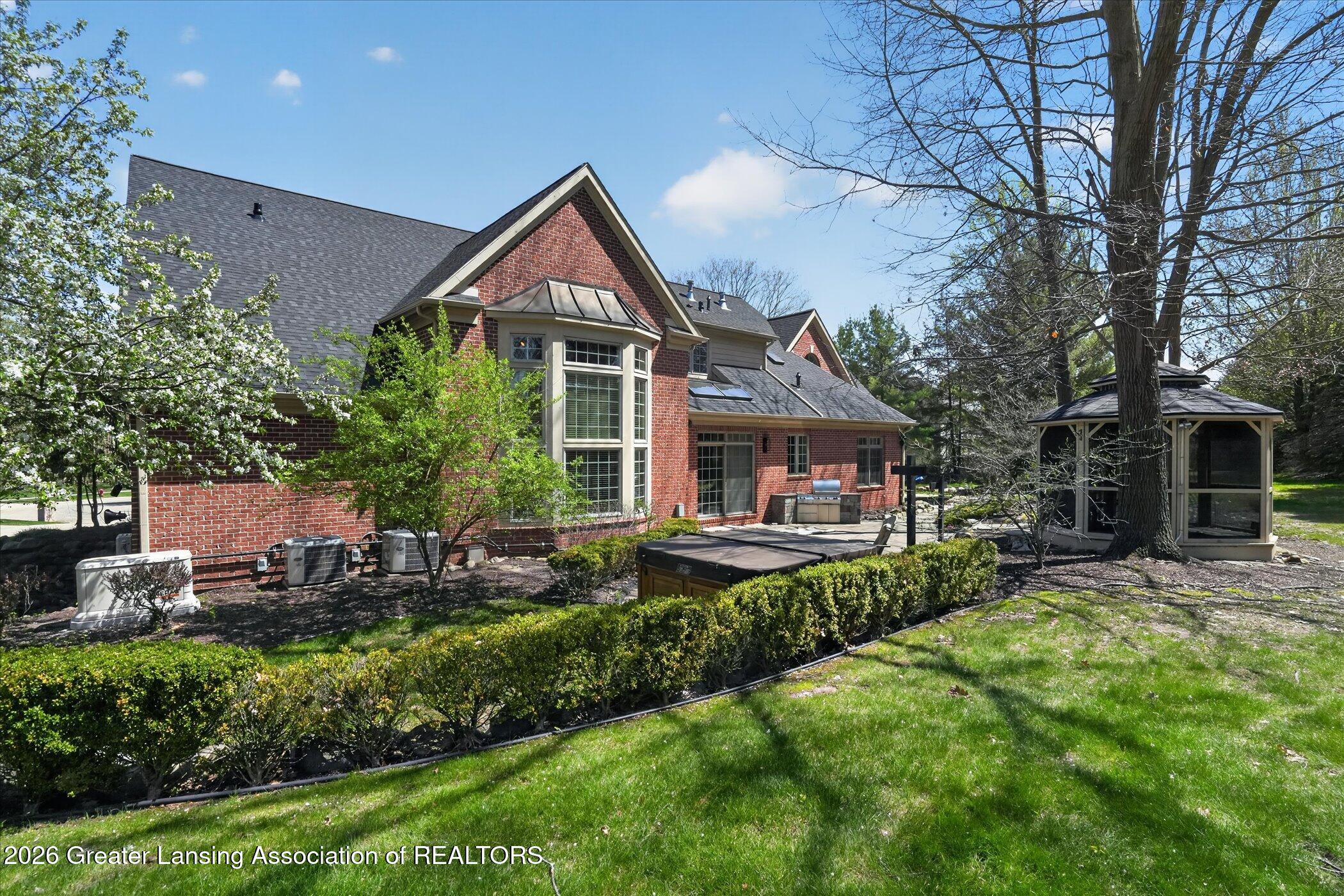 Okemos, Michigan, 48864, United States, 5 Bedrooms Bedrooms, ,6 BathroomsBathrooms,Residential,Active,2041405