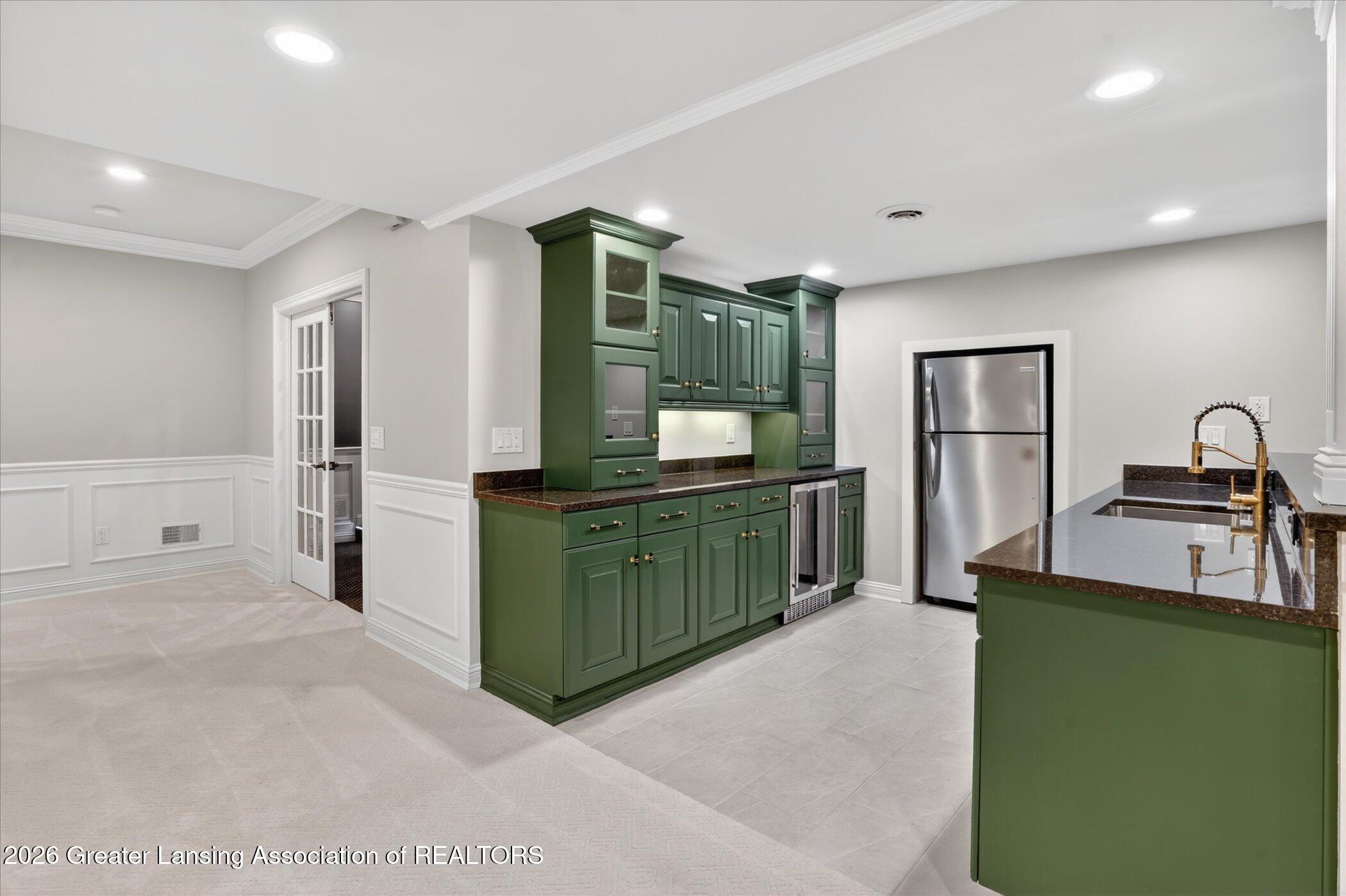 Okemos, Michigan, 48864, United States, 5 Bedrooms Bedrooms, ,6 BathroomsBathrooms,Residential,Active,2041405