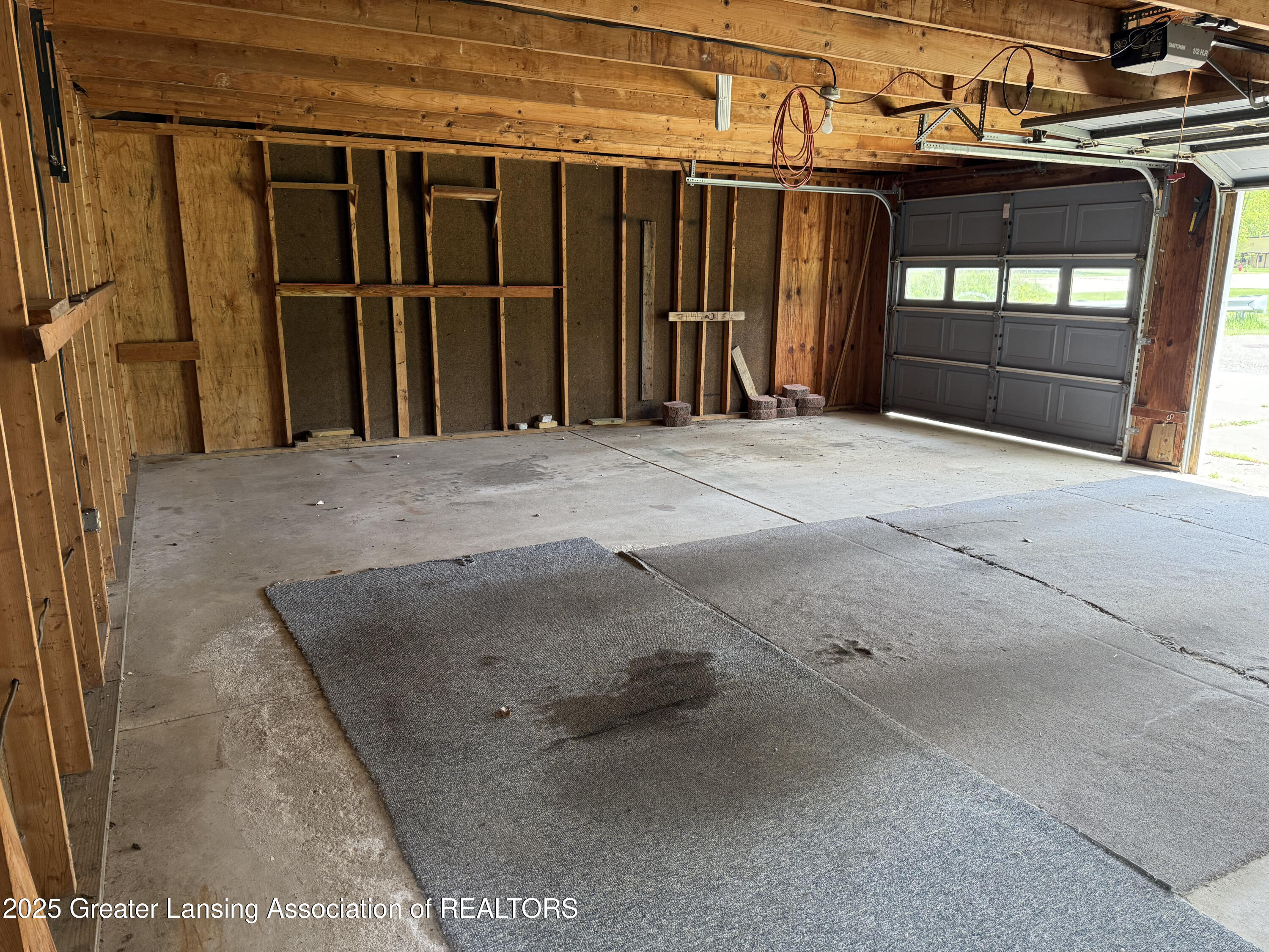 Eaton Rapids, Michigan 48827, United States, 3 Bedrooms Bedrooms, ,2 BathroomsBathrooms,Residential,Active,95404