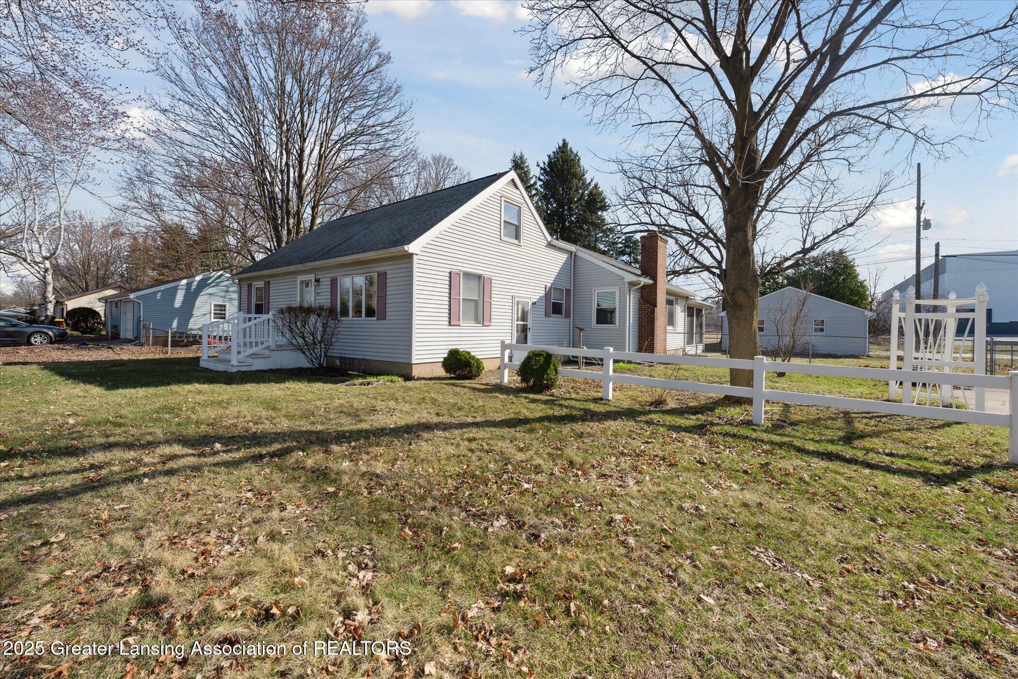 Eaton Rapids, Michigan 48827, United States, 3 Bedrooms Bedrooms, ,2 BathroomsBathrooms,Residential,Active,95404