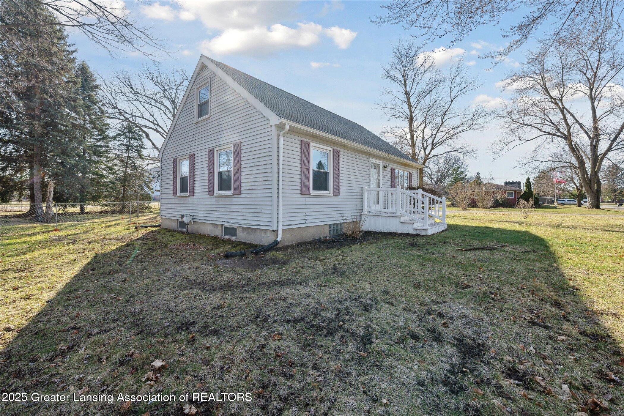 Eaton Rapids, Michigan 48827, United States, 3 Bedrooms Bedrooms, ,2 BathroomsBathrooms,Residential,Active,95404