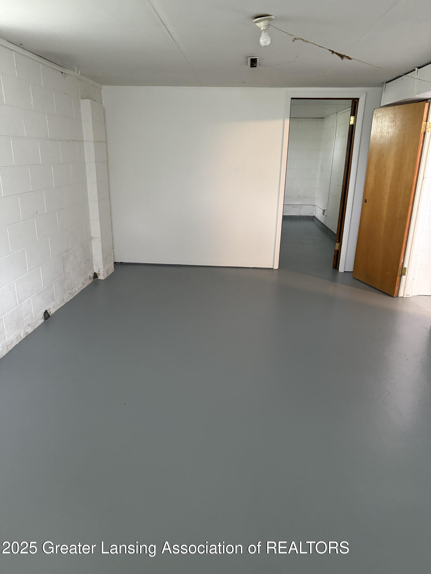 Eaton Rapids, Michigan 48827, United States, 3 Bedrooms Bedrooms, ,2 BathroomsBathrooms,Residential,Active,95404