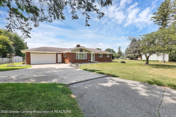 156 S MICHIGAN RD, EATON RAPIDS, MI 48827 - Image a7f890440bd6661ca90d90b7c8a8c6a4/3323830516