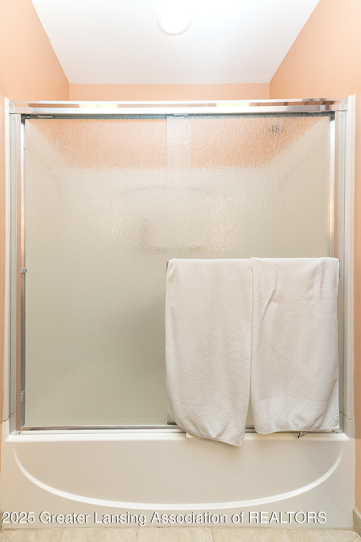 Okemos, Michigan 48864, United States, 3 Bedrooms Bedrooms, ,2 BathroomsBathrooms,Residential,Pending,130135