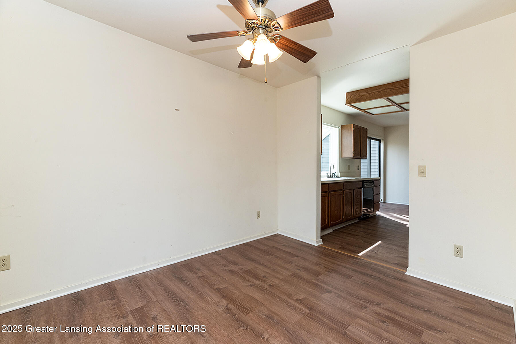 East Lansing, Michigan 48823, United States, 2 Bedrooms Bedrooms, ,2 BathroomsBathrooms,Residential,Active,90552