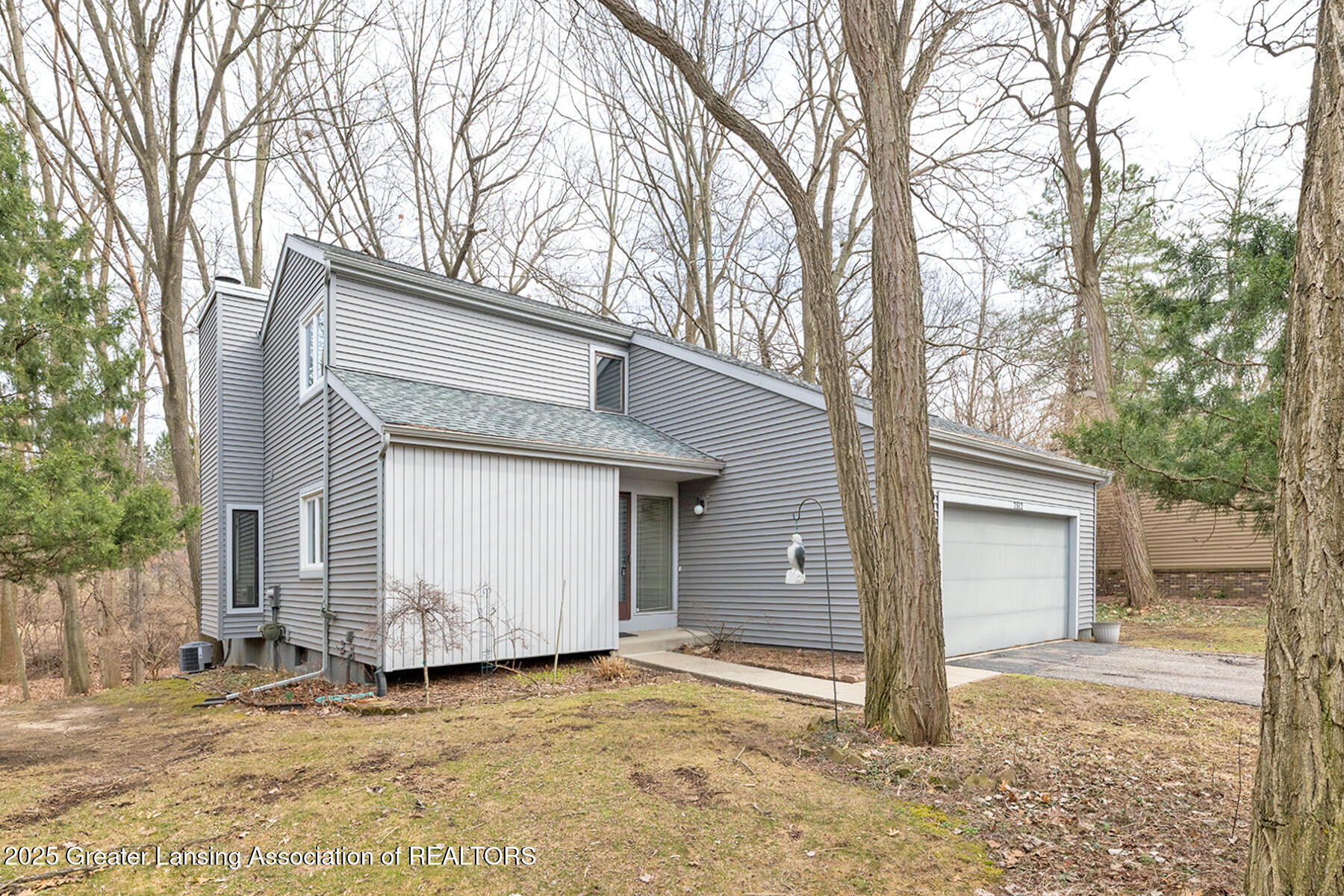 East Lansing, Michigan 48823, United States, 2 Bedrooms Bedrooms, ,2 BathroomsBathrooms,Residential,Active,90552