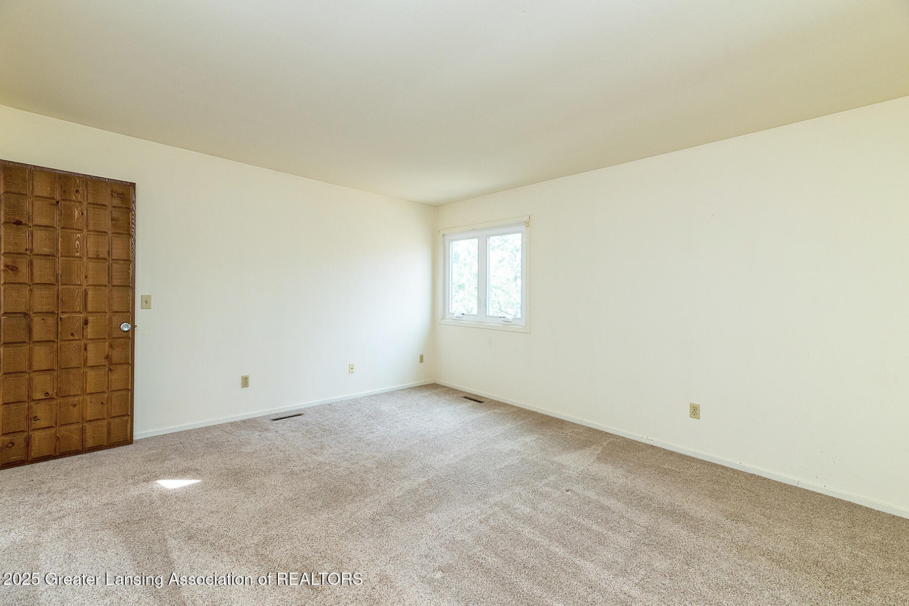 East Lansing, Michigan 48823, United States, 2 Bedrooms Bedrooms, ,2 BathroomsBathrooms,Residential,Active,90552