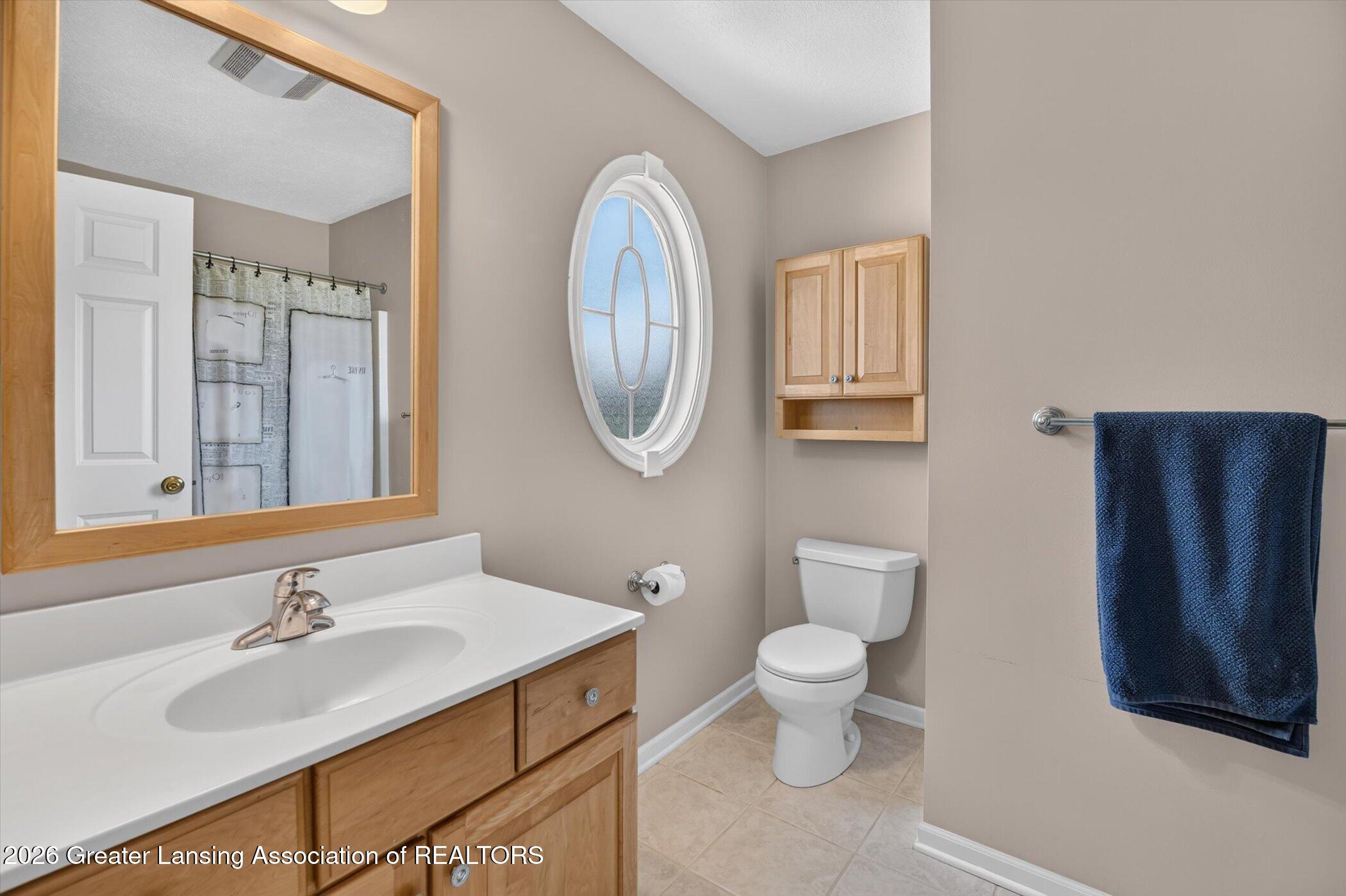 3945 Turnberry Ln, Okemos, MI, 48864, USA, 6 Bedrooms Bedrooms, ,7 BathroomsBathrooms,Residential,Active,3945 Turnberry Ln,296670