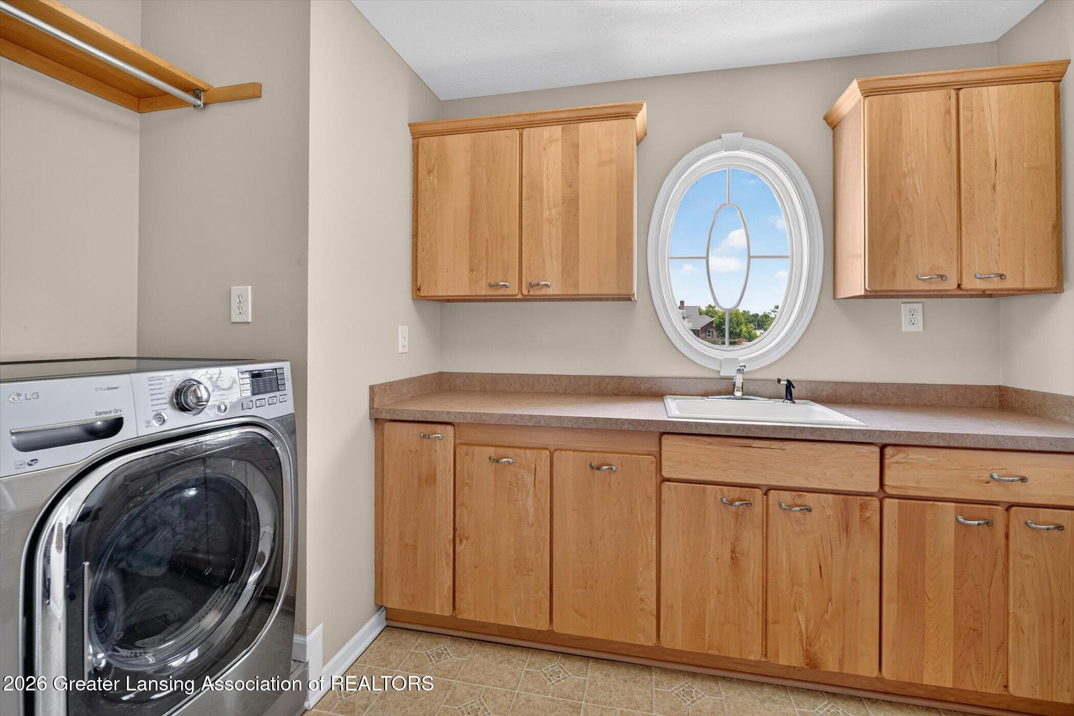3945 Turnberry Ln, Okemos, MI, 48864, USA, 6 Bedrooms Bedrooms, ,7 BathroomsBathrooms,Residential,Active,3945 Turnberry Ln,296670