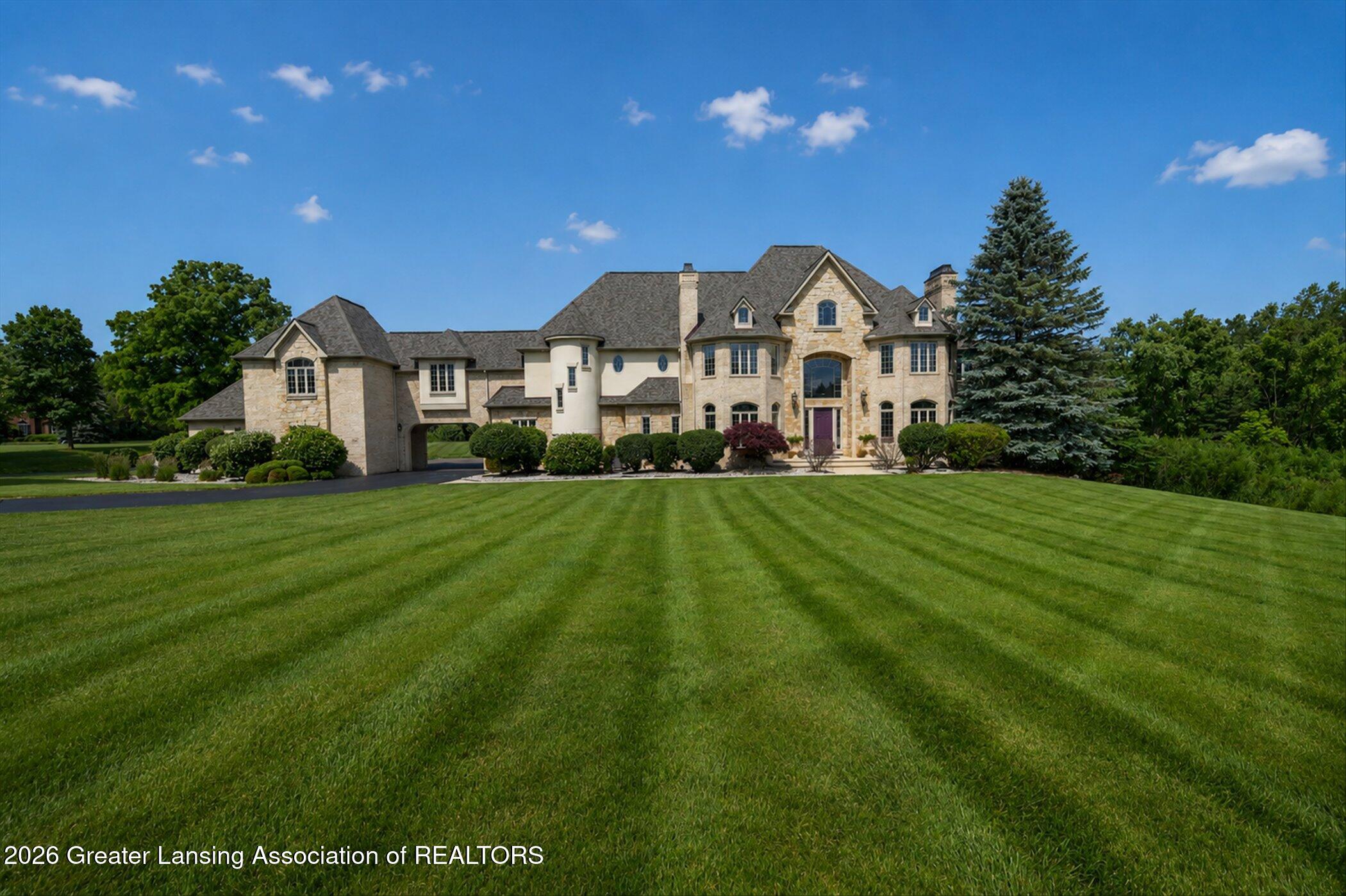 3945 Turnberry Ln, Okemos, MI, 48864, USA, 6 Bedrooms Bedrooms, ,7 BathroomsBathrooms,Residential,Active,3945 Turnberry Ln,296670