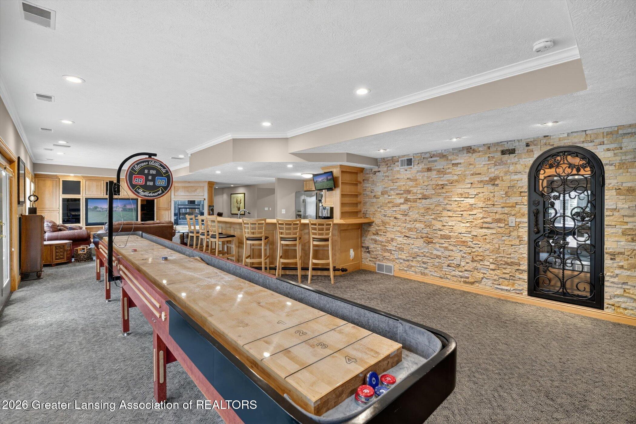 3945 Turnberry Ln, Okemos, MI, 48864, USA, 6 Bedrooms Bedrooms, ,7 BathroomsBathrooms,Residential,Active,3945 Turnberry Ln,296670