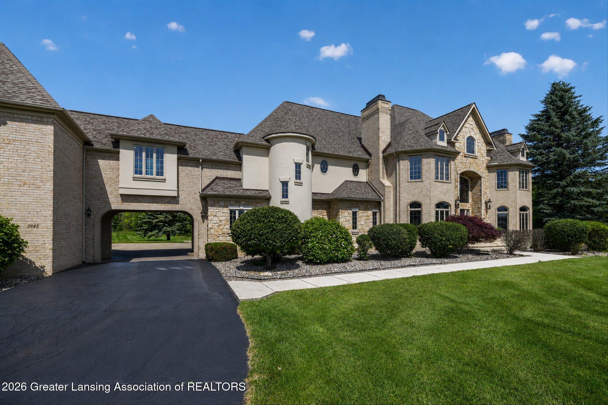 3945 Turnberry Ln, Okemos, MI, 48864, USA, 6 Bedrooms Bedrooms, ,7 BathroomsBathrooms,Residential,Active,3945 Turnberry Ln,296670