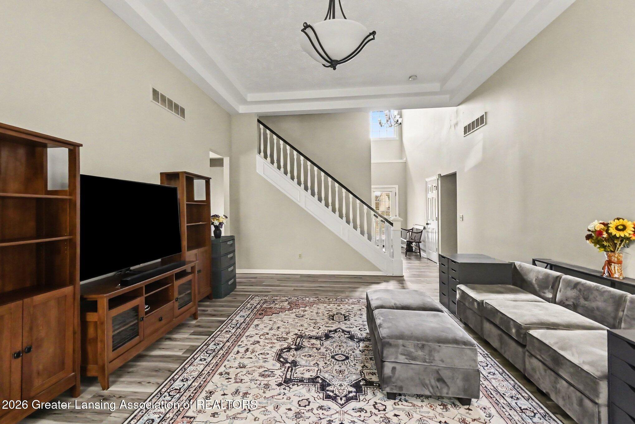 5810 Cartago Drive