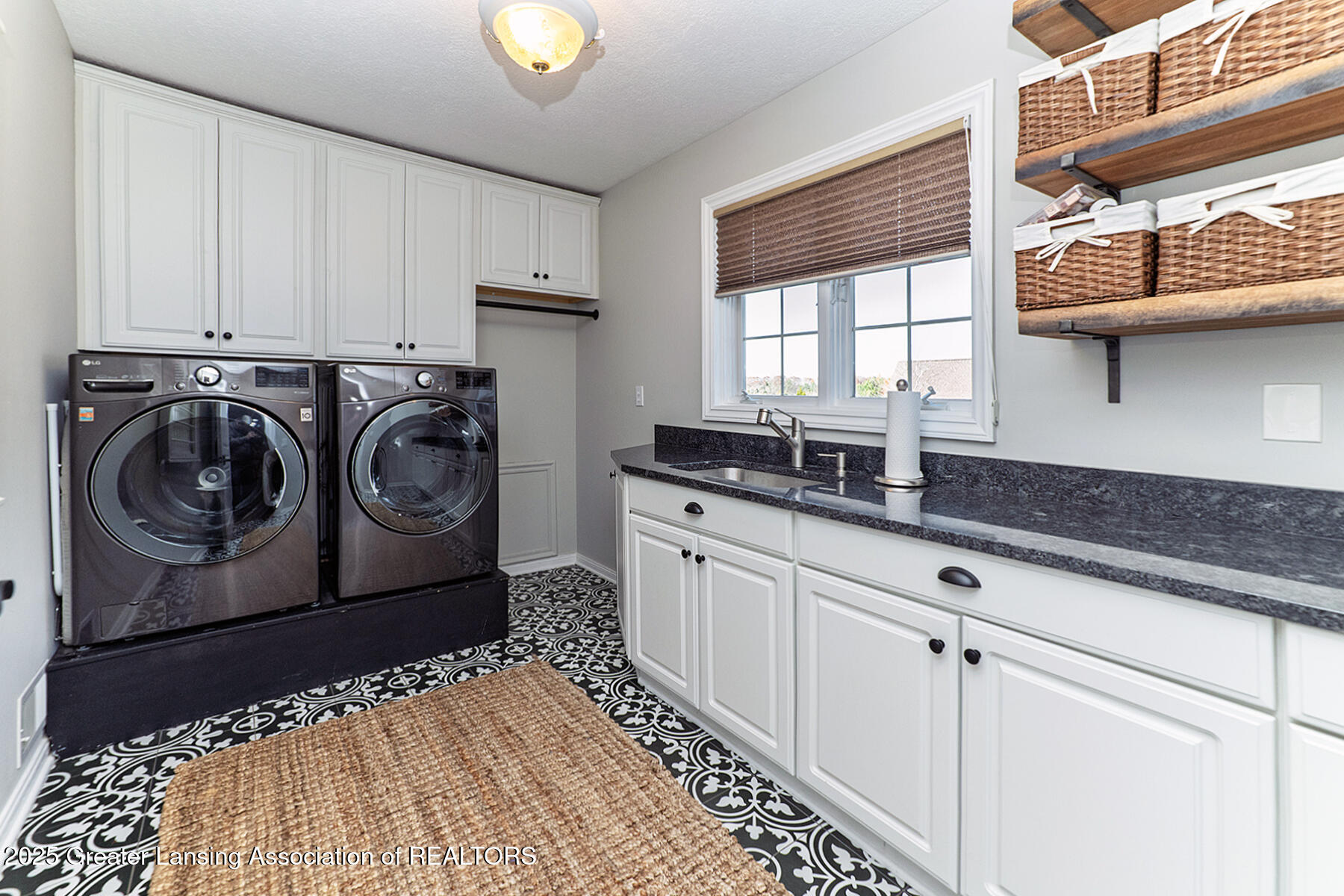 Okemos, Michigan, 48864, United States, 4 Bedrooms Bedrooms, ,5 BathroomsBathrooms,Residential,Active,2052074