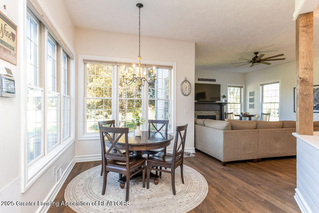 Okemos, Michigan, 48864, United States, 4 Bedrooms Bedrooms, ,5 BathroomsBathrooms,Residential,Active,2052074