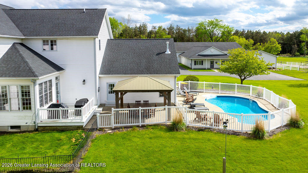Okemos, Michigan, 48864, United States, 4 Bedrooms Bedrooms, ,5 BathroomsBathrooms,Residential,Active,2052074