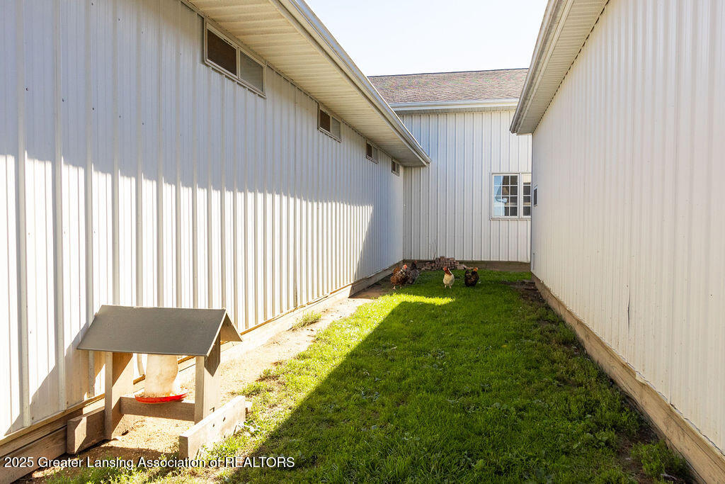 Okemos, Michigan, 48864, United States, 4 Bedrooms Bedrooms, ,5 BathroomsBathrooms,Residential,Active,2052074