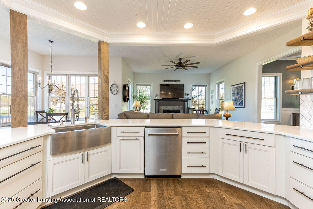 Okemos, Michigan, 48864, United States, 4 Bedrooms Bedrooms, ,5 BathroomsBathrooms,Residential,Active,2052074