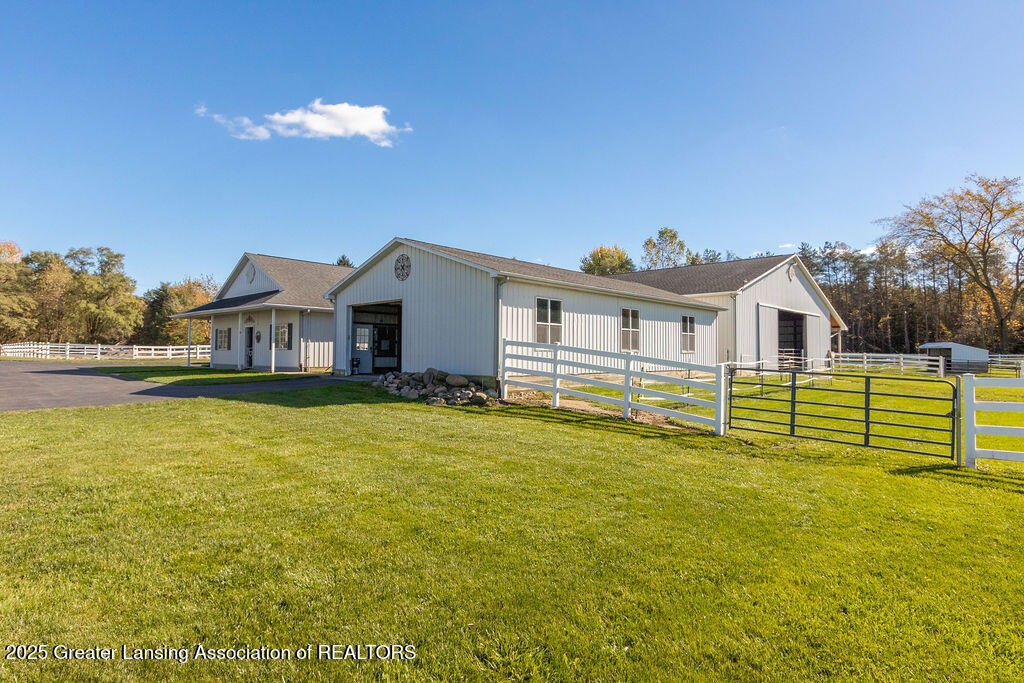Okemos, Michigan, 48864, United States, 4 Bedrooms Bedrooms, ,5 BathroomsBathrooms,Residential,Active,2052074