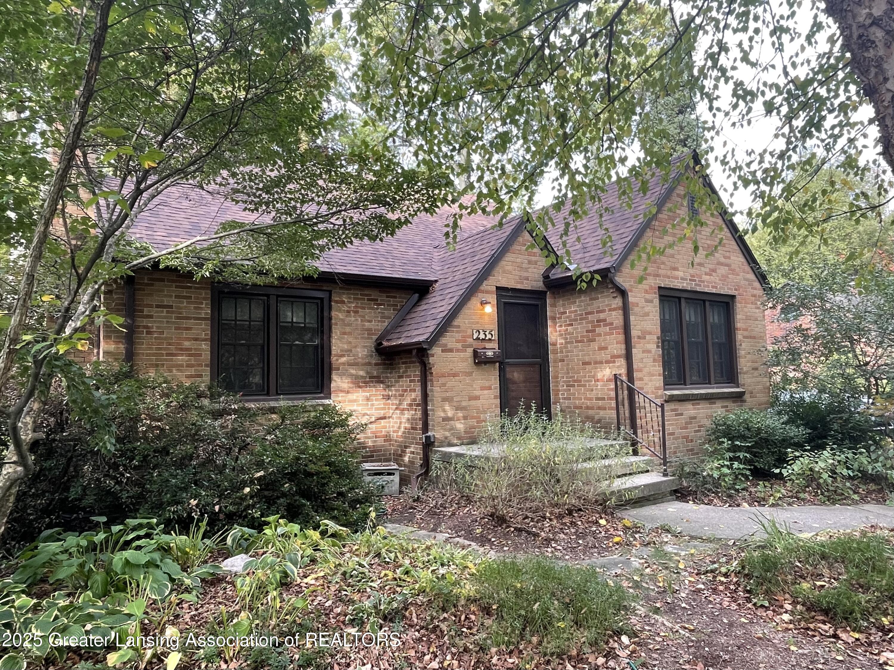 East Lansing, Michigan 48823, United States, 3 Bedrooms Bedrooms, ,3 BathroomsBathrooms,Residential,Coming Soon,235090