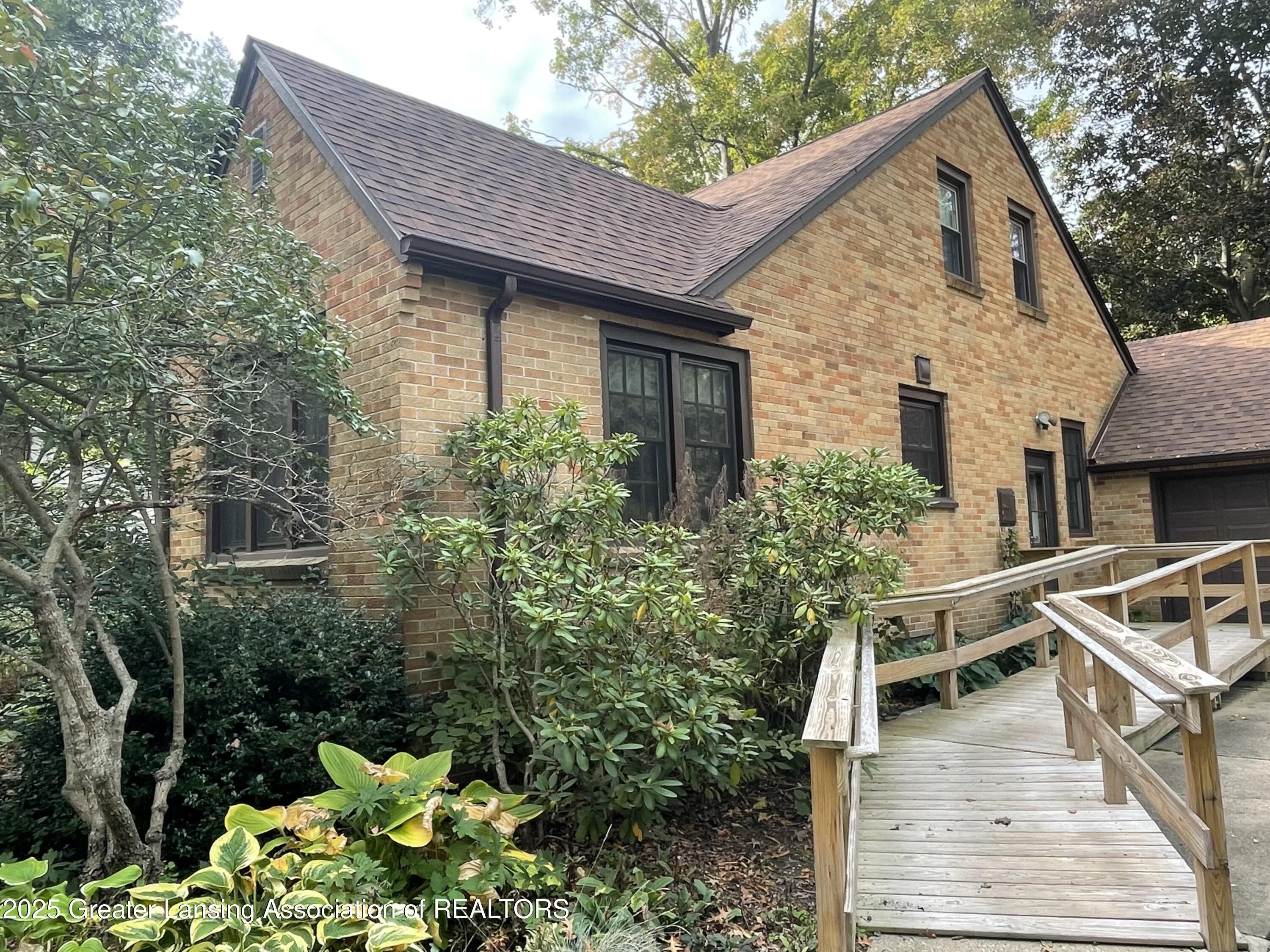 East Lansing, Michigan 48823, United States, 3 Bedrooms Bedrooms, ,3 BathroomsBathrooms,Residential,Coming Soon,235090