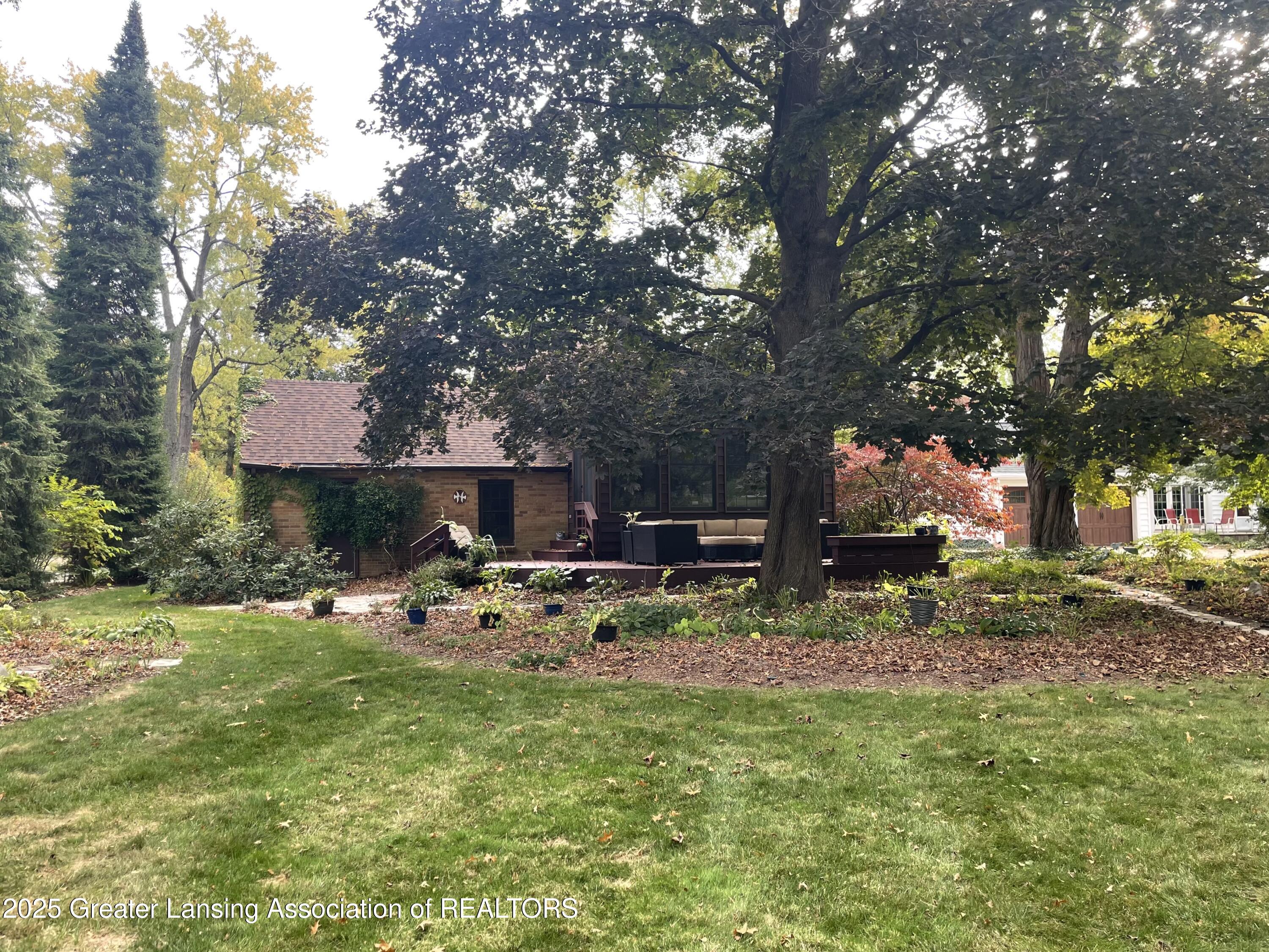 East Lansing, Michigan 48823, United States, 3 Bedrooms Bedrooms, ,3 BathroomsBathrooms,Residential,Coming Soon,235090