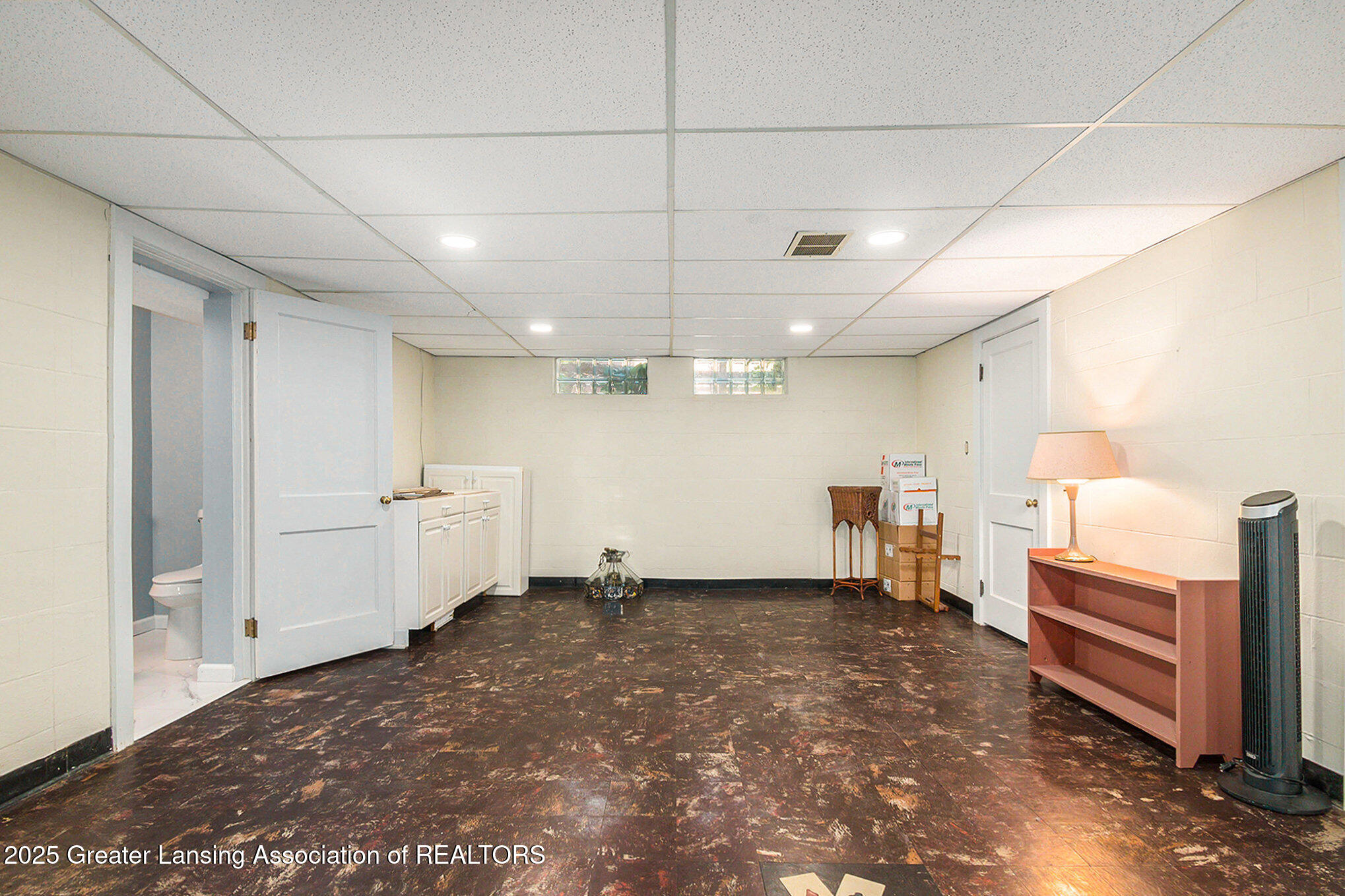 East Lansing, Michigan 48823, United States, 3 Bedrooms Bedrooms, ,3 BathroomsBathrooms,Residential,Coming Soon,235090