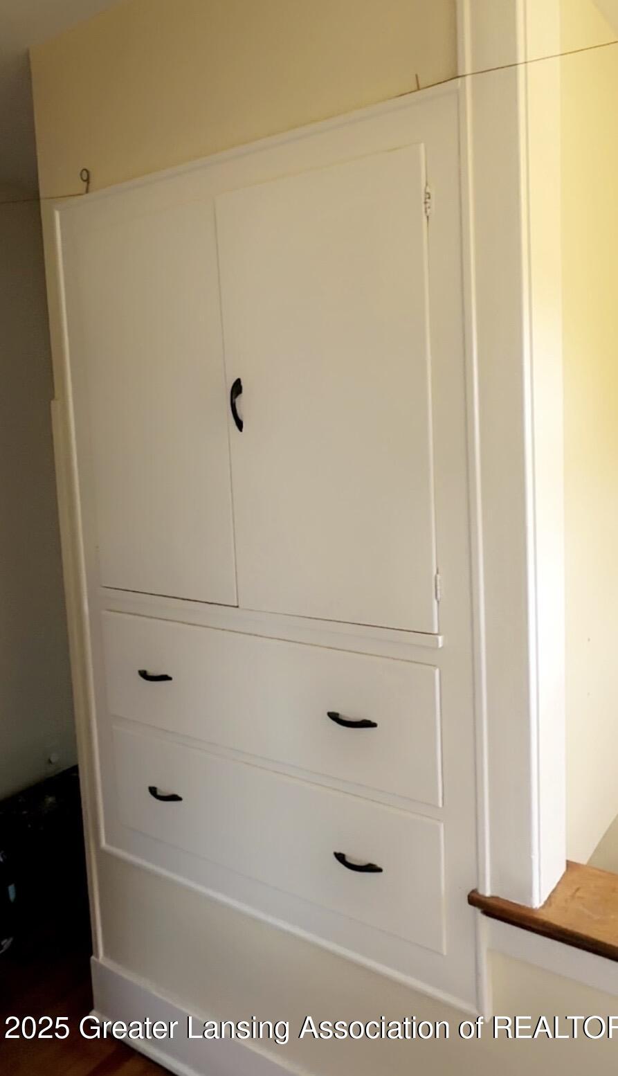 Lansing, Michigan 48915, United States, 3 Bedrooms Bedrooms, ,1 BathroomBathrooms,Residential,Coming Soon,224264