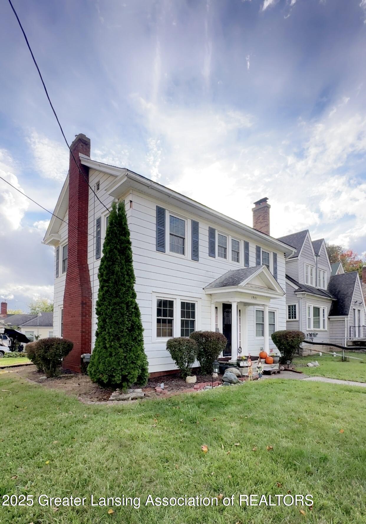 Lansing, Michigan 48915, United States, 3 Bedrooms Bedrooms, ,1 BathroomBathrooms,Residential,Coming Soon,224264