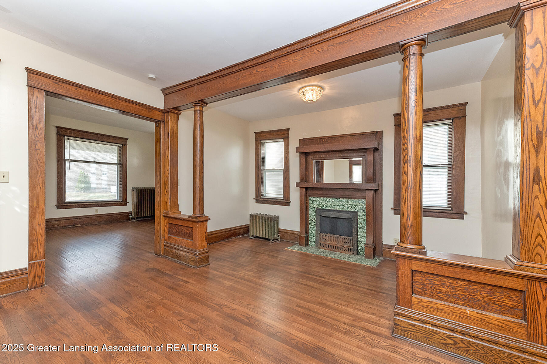 Lansing, Michigan 48915, United States, 4 Bedrooms Bedrooms, ,2 BathroomsBathrooms,Residential,Active,91269