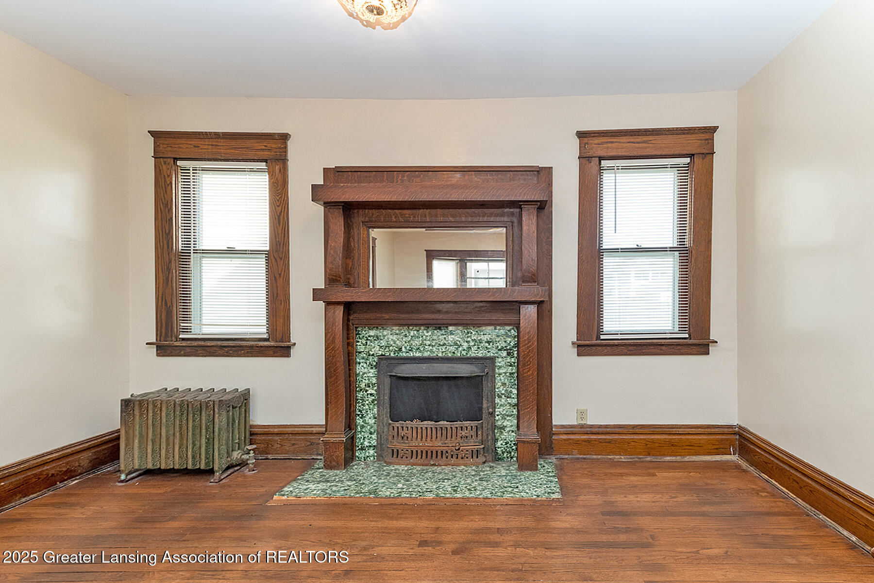 Lansing, Michigan 48915, United States, 4 Bedrooms Bedrooms, ,2 BathroomsBathrooms,Residential,Active,91269