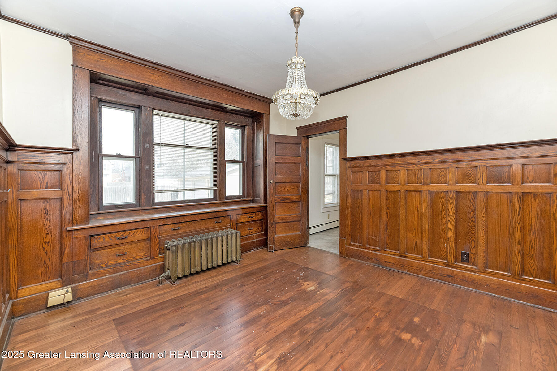 Lansing, Michigan 48915, United States, 4 Bedrooms Bedrooms, ,2 BathroomsBathrooms,Residential,Active,91269